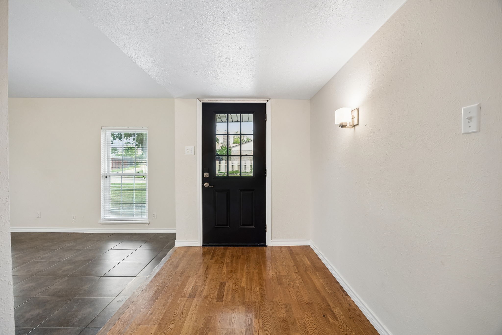 2936 Furneaux Lane