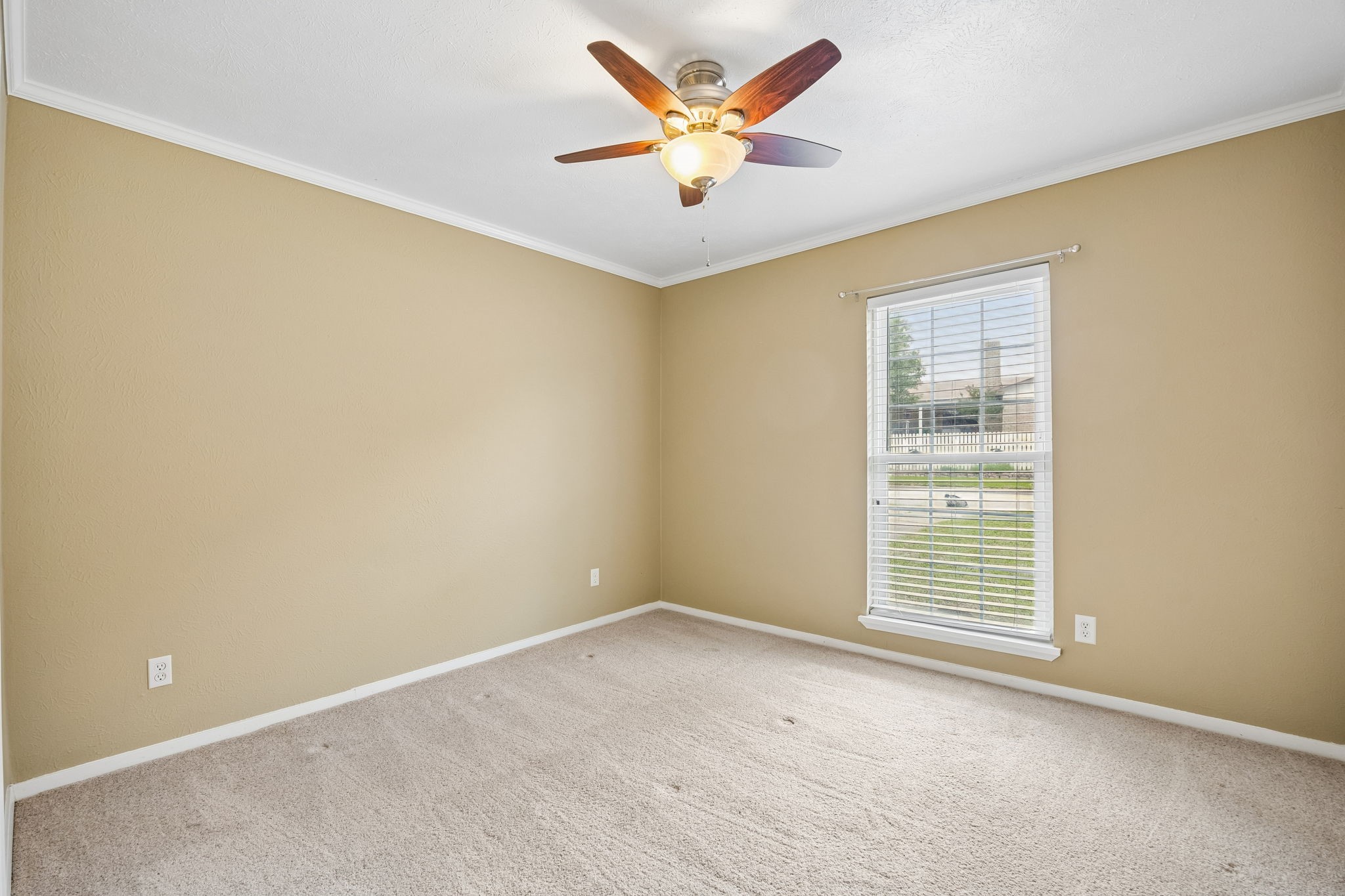 2936 Furneaux Lane