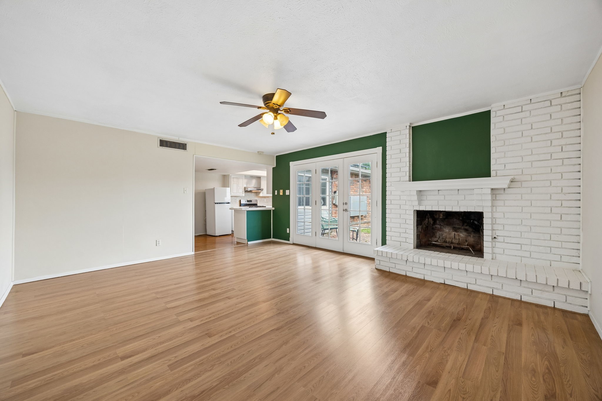 2936 Furneaux Lane