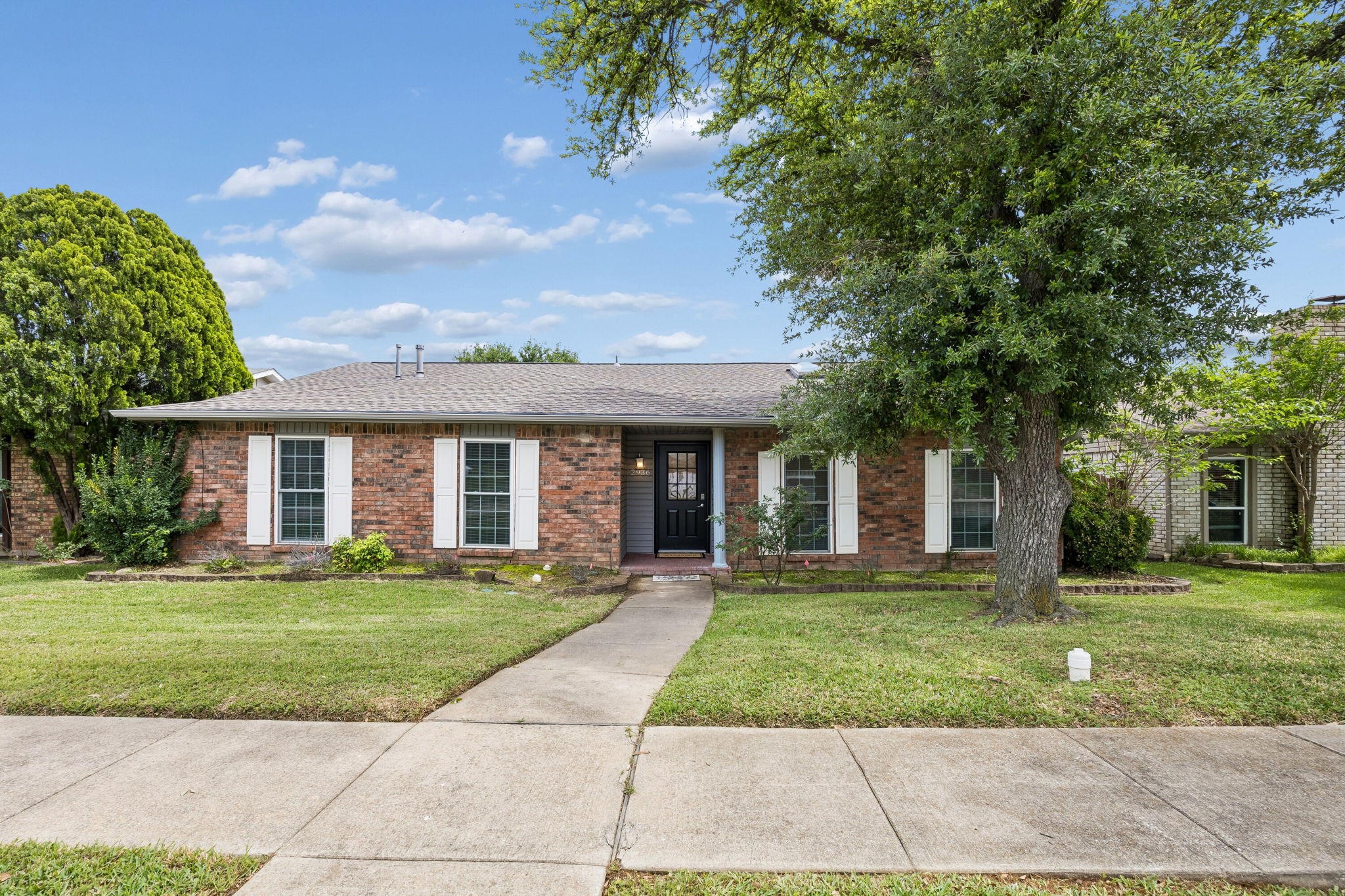 2936 Furneaux Lane