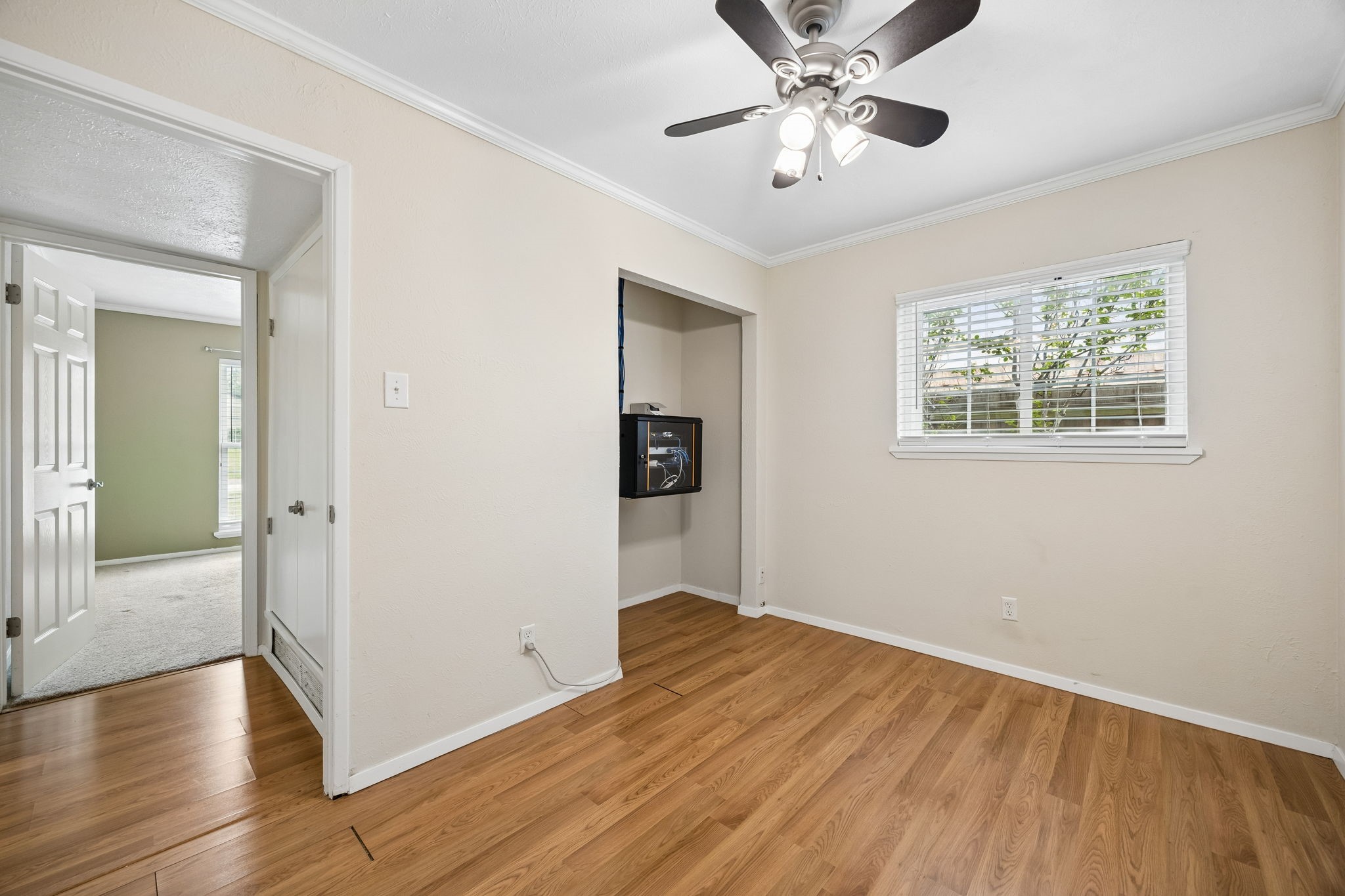 2936 Furneaux Lane