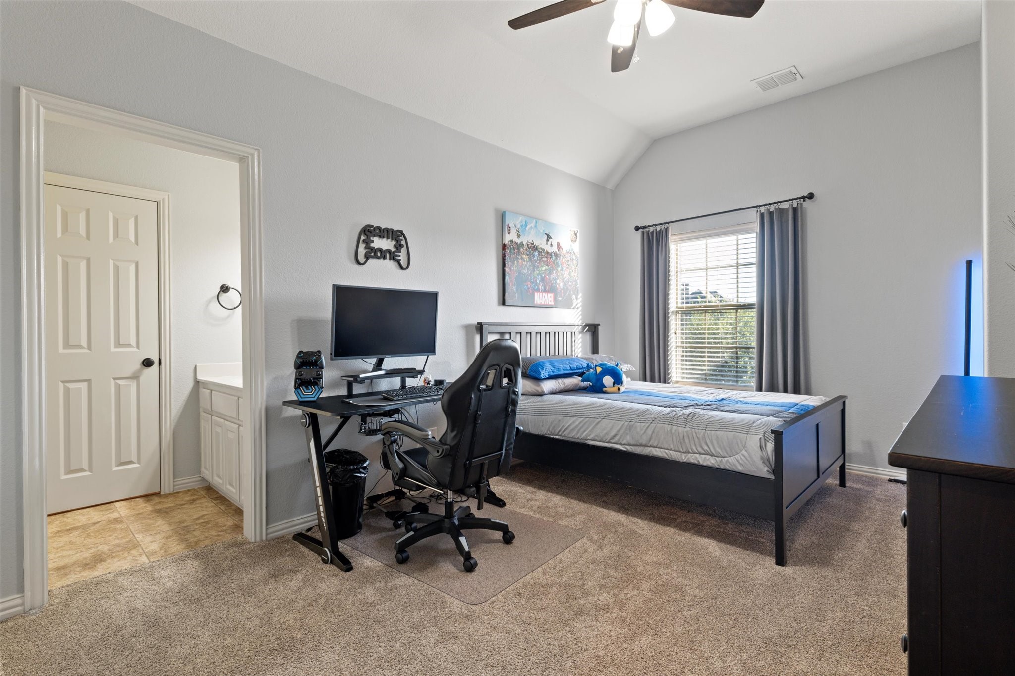 924 Lairds Lane