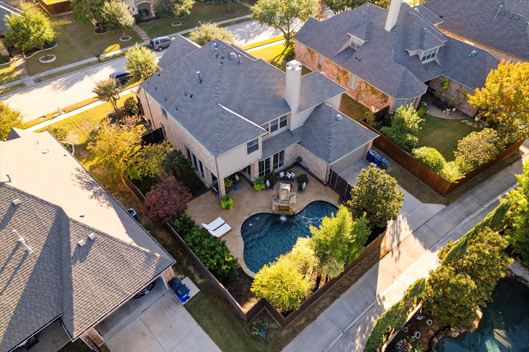 924 Lairds Lane
