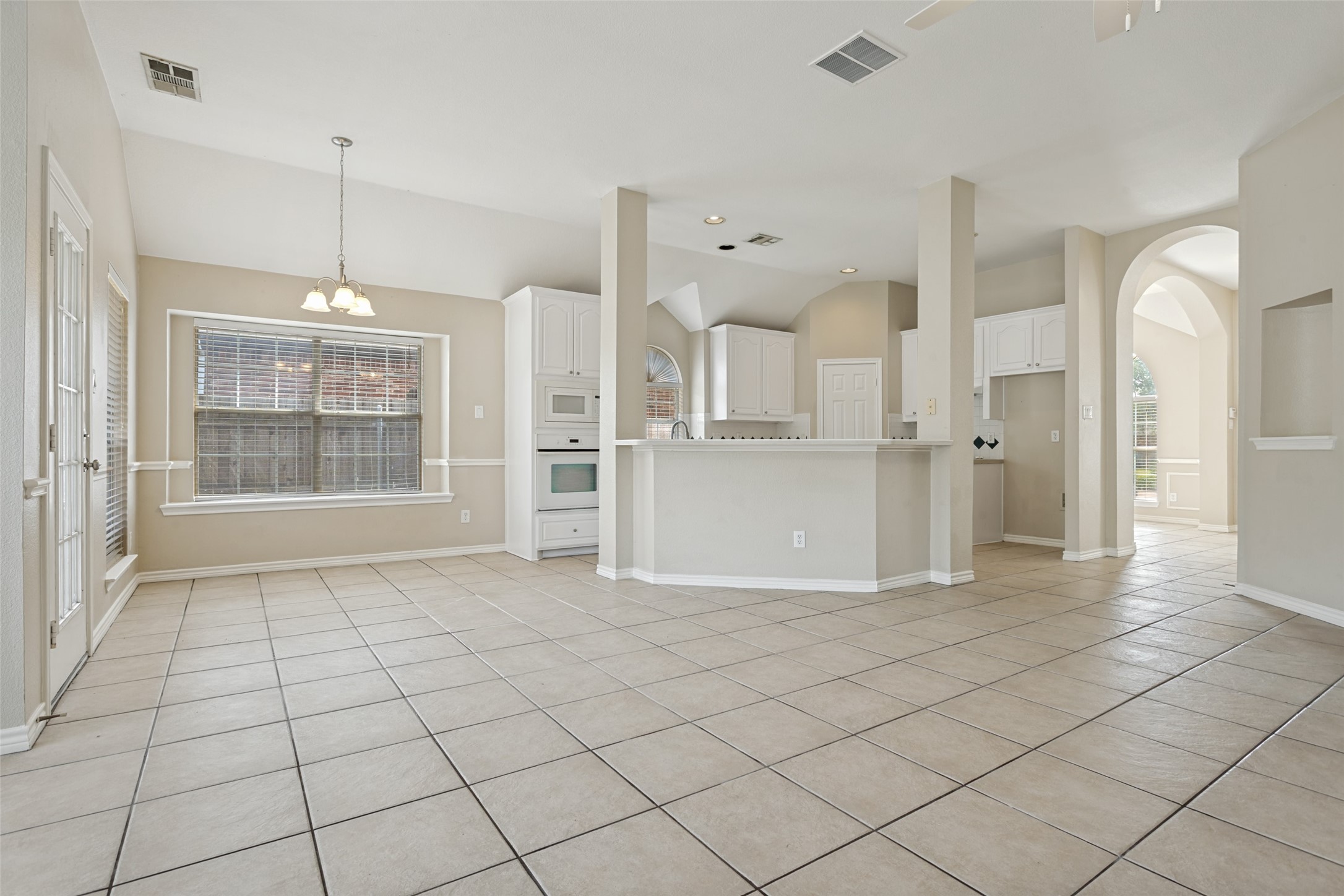 903 Redbud Drive