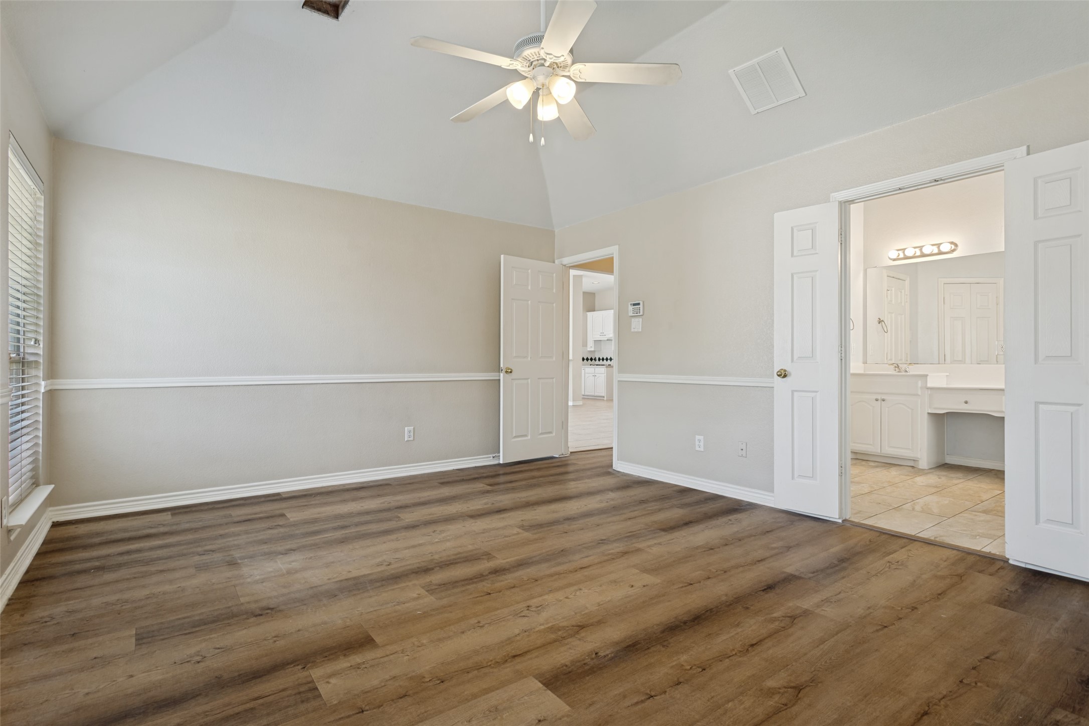 903 Redbud Drive