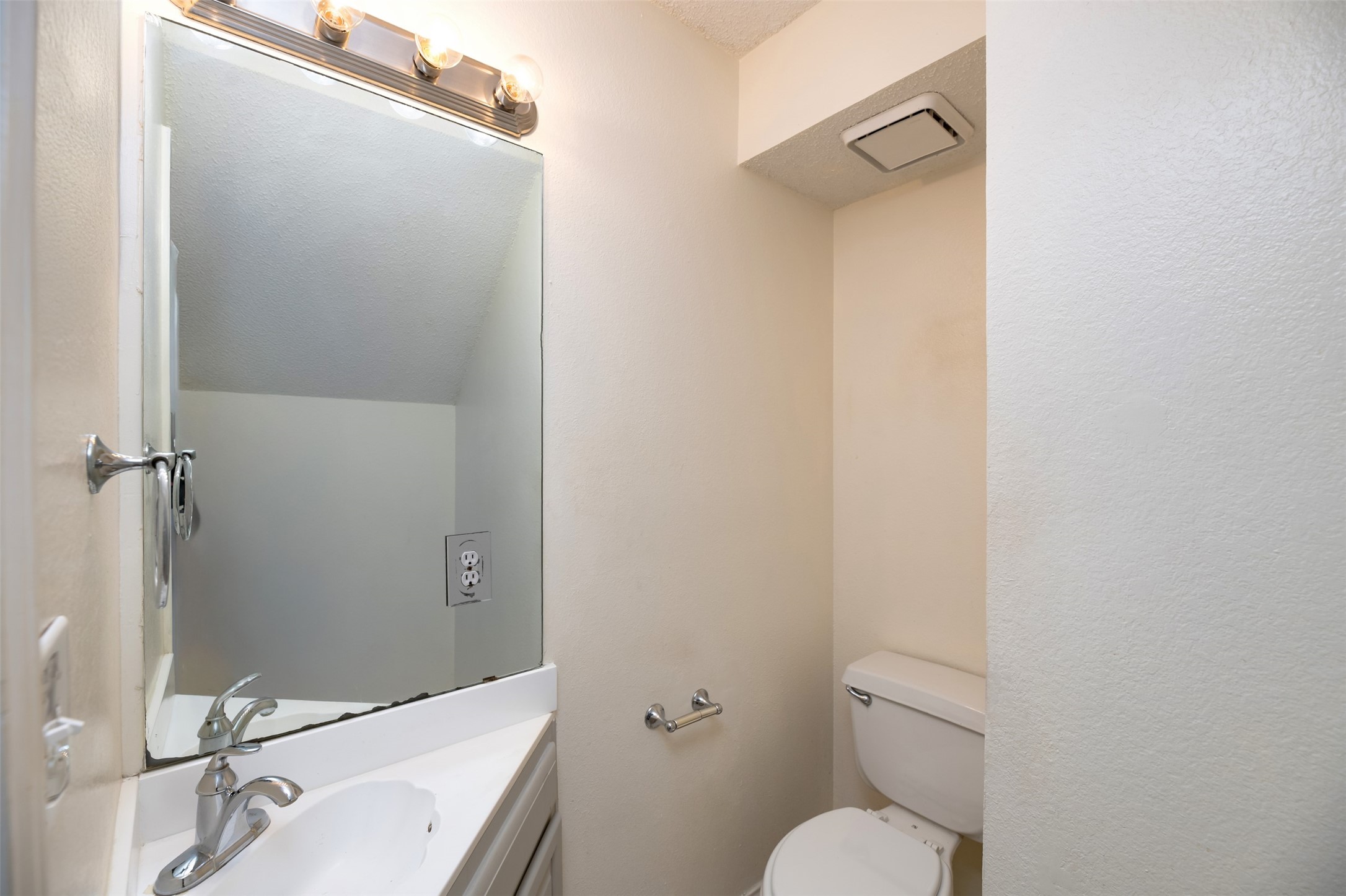 1410 Brookside Drive