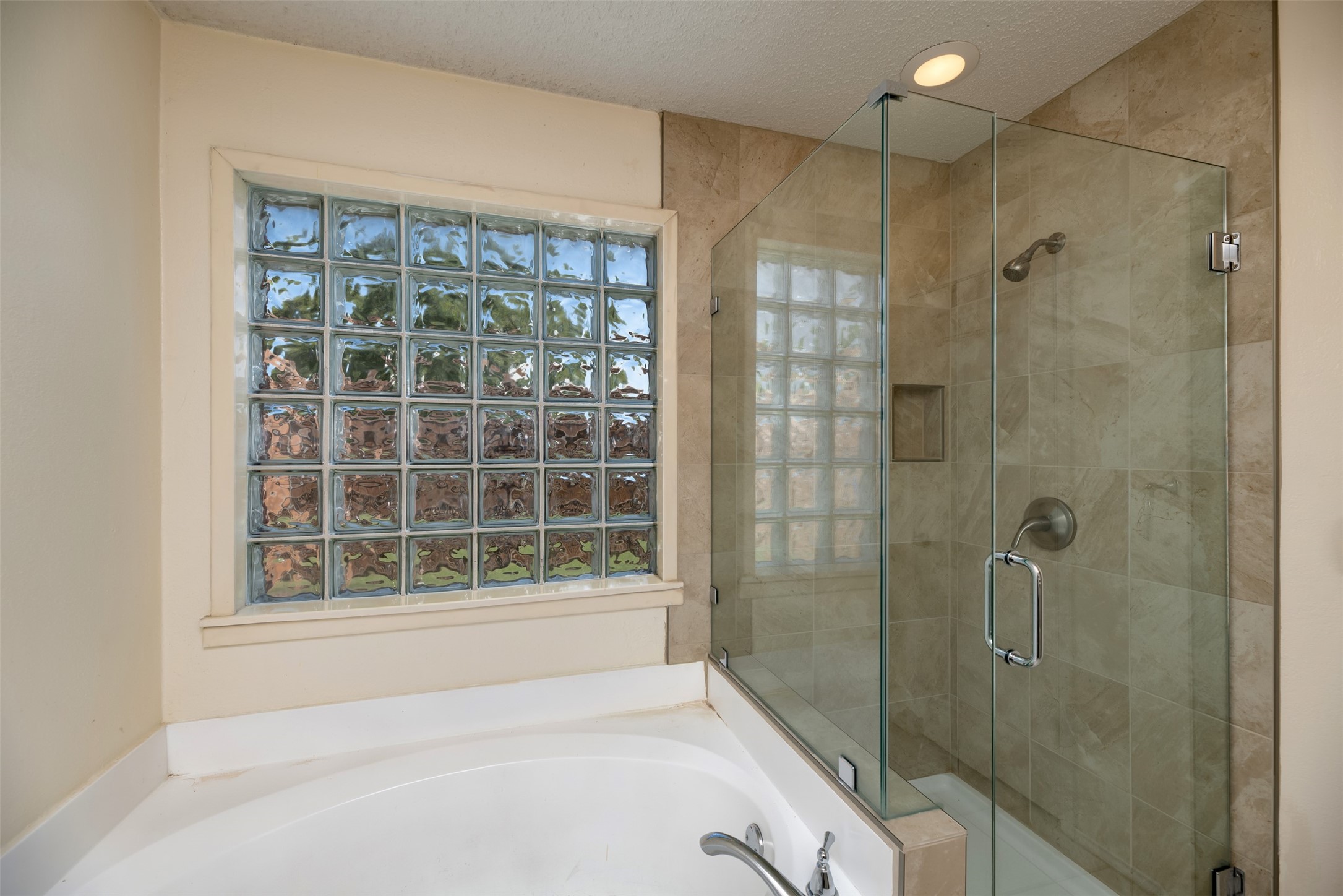 1410 Brookside Drive