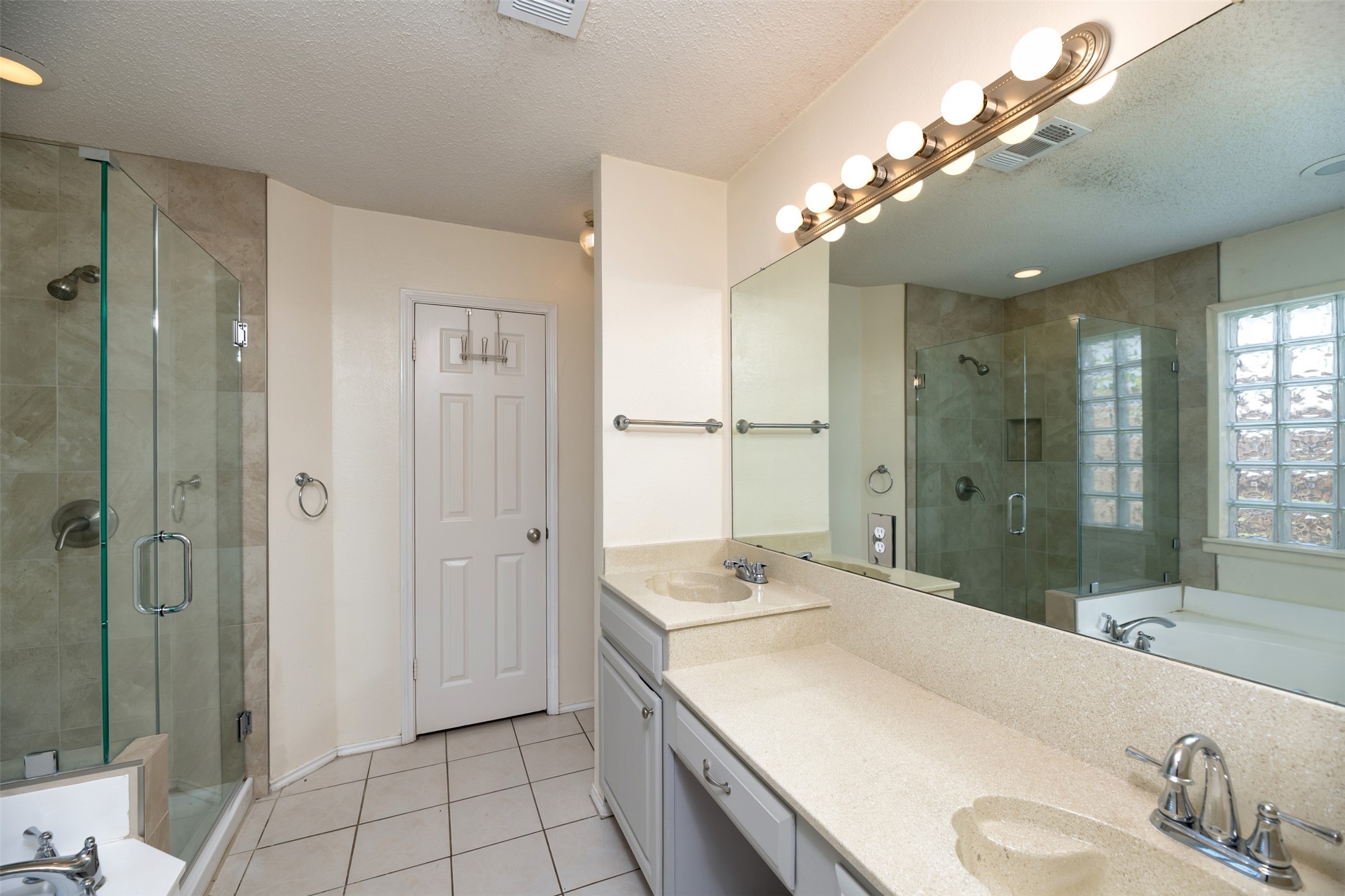 1410 Brookside Drive