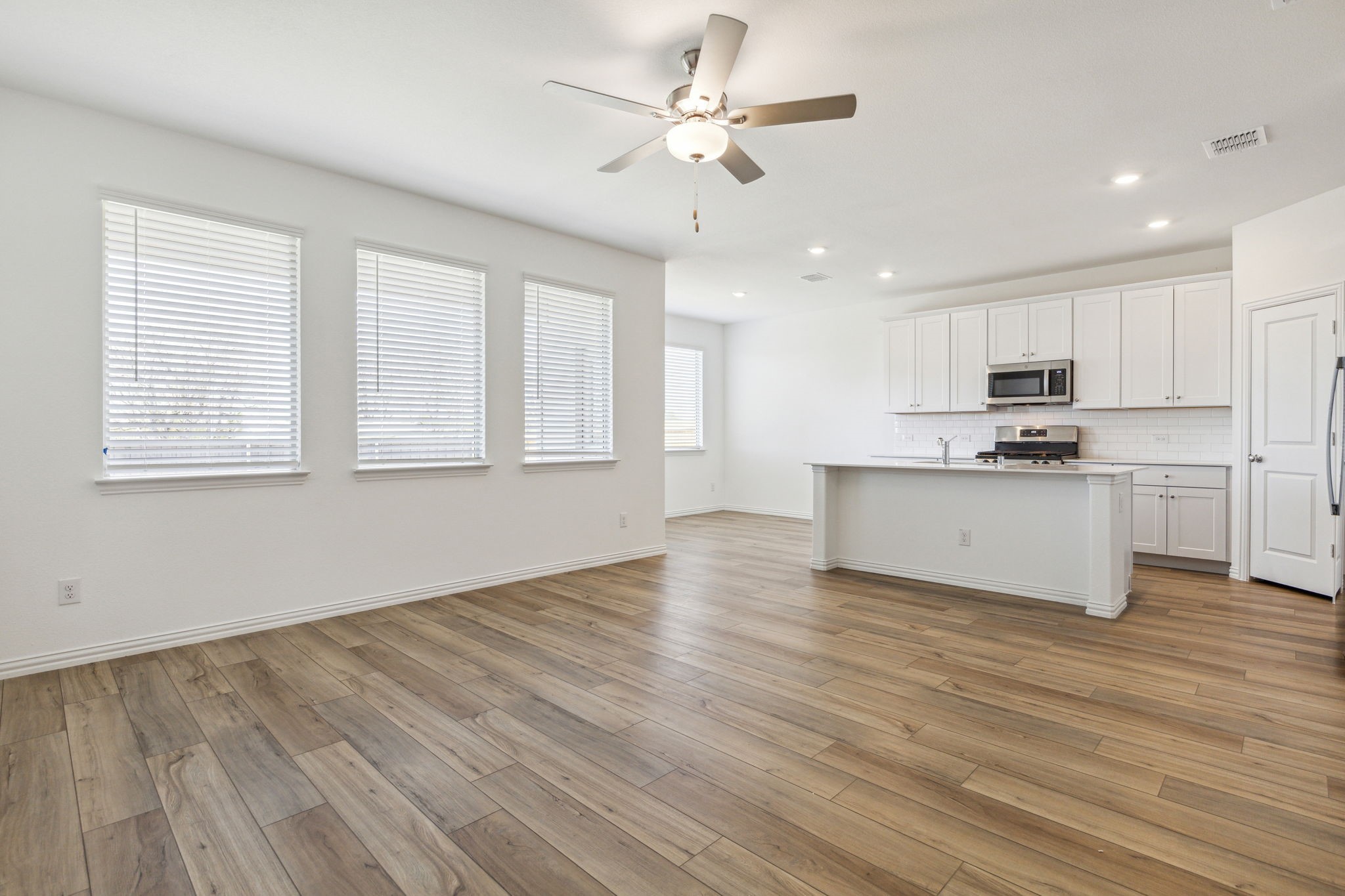 1120 Flameleaf Drive