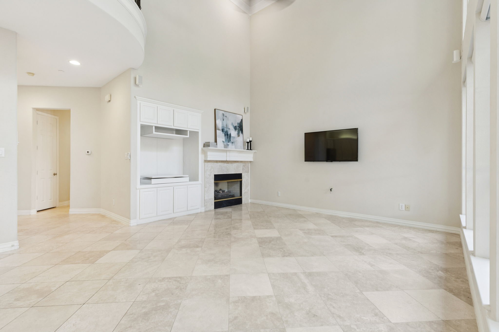 5452 Balmoral Drive