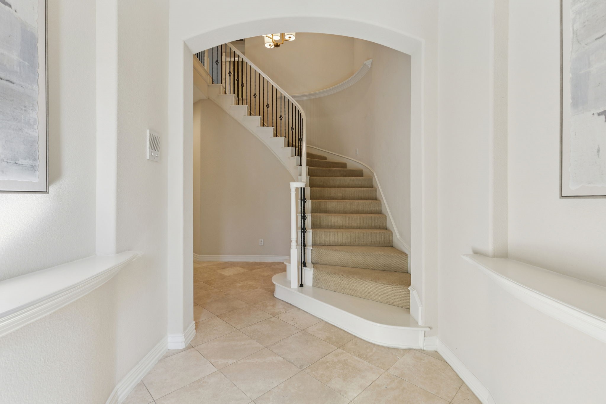 5452 Balmoral Drive