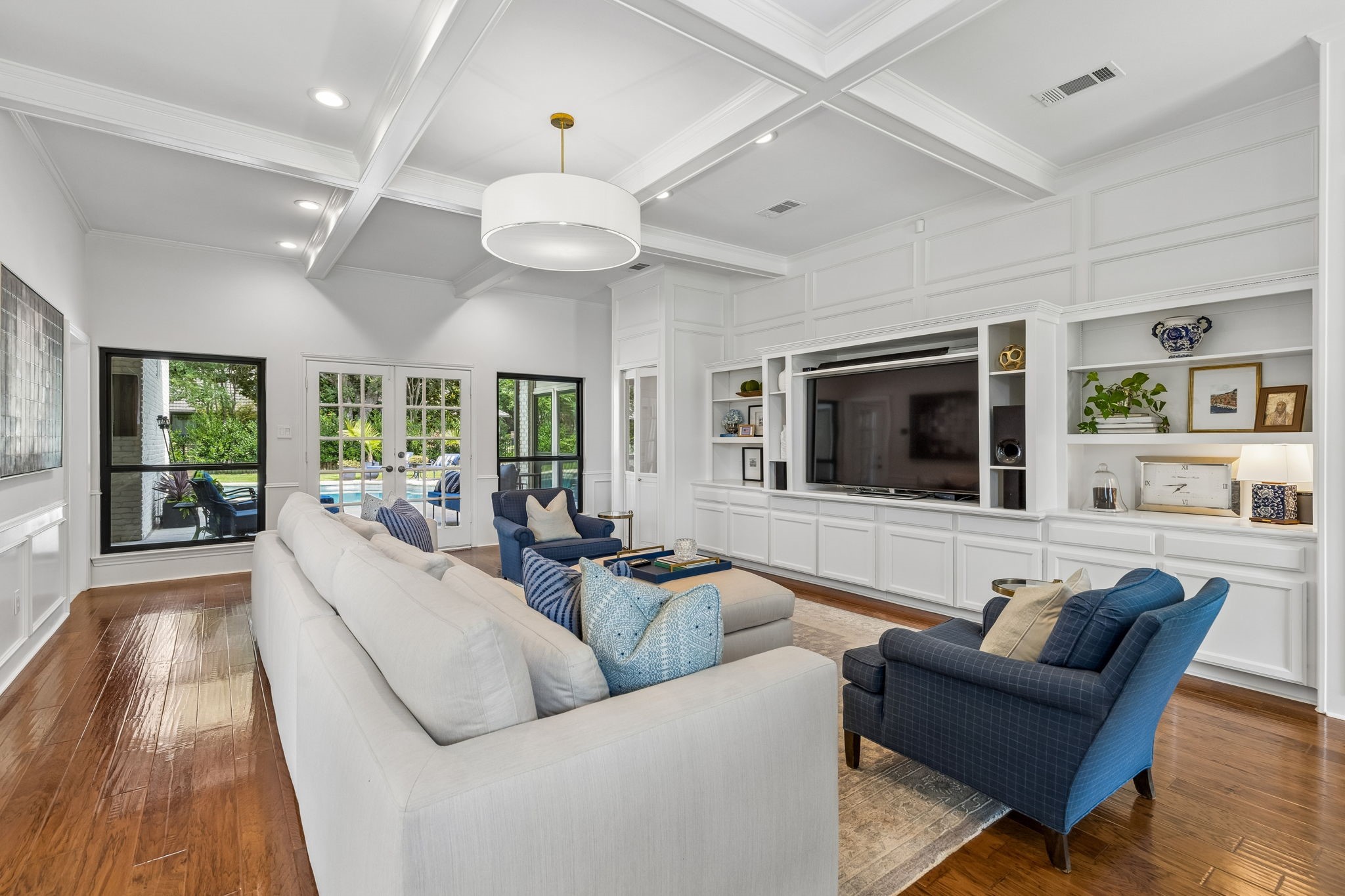 2204 Winding Hollow Lane
