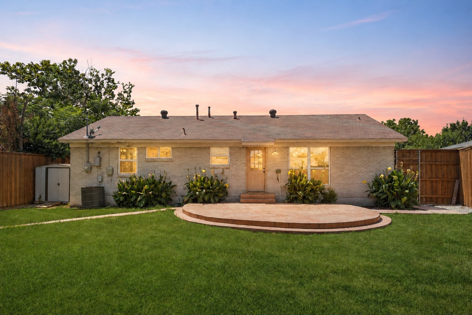 519 Royal Crest Drive