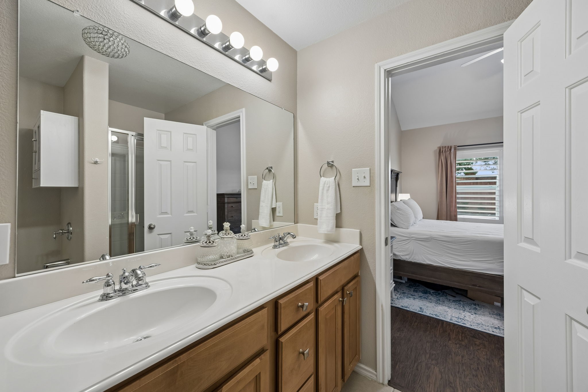 5351 Crimson Oaks Drive