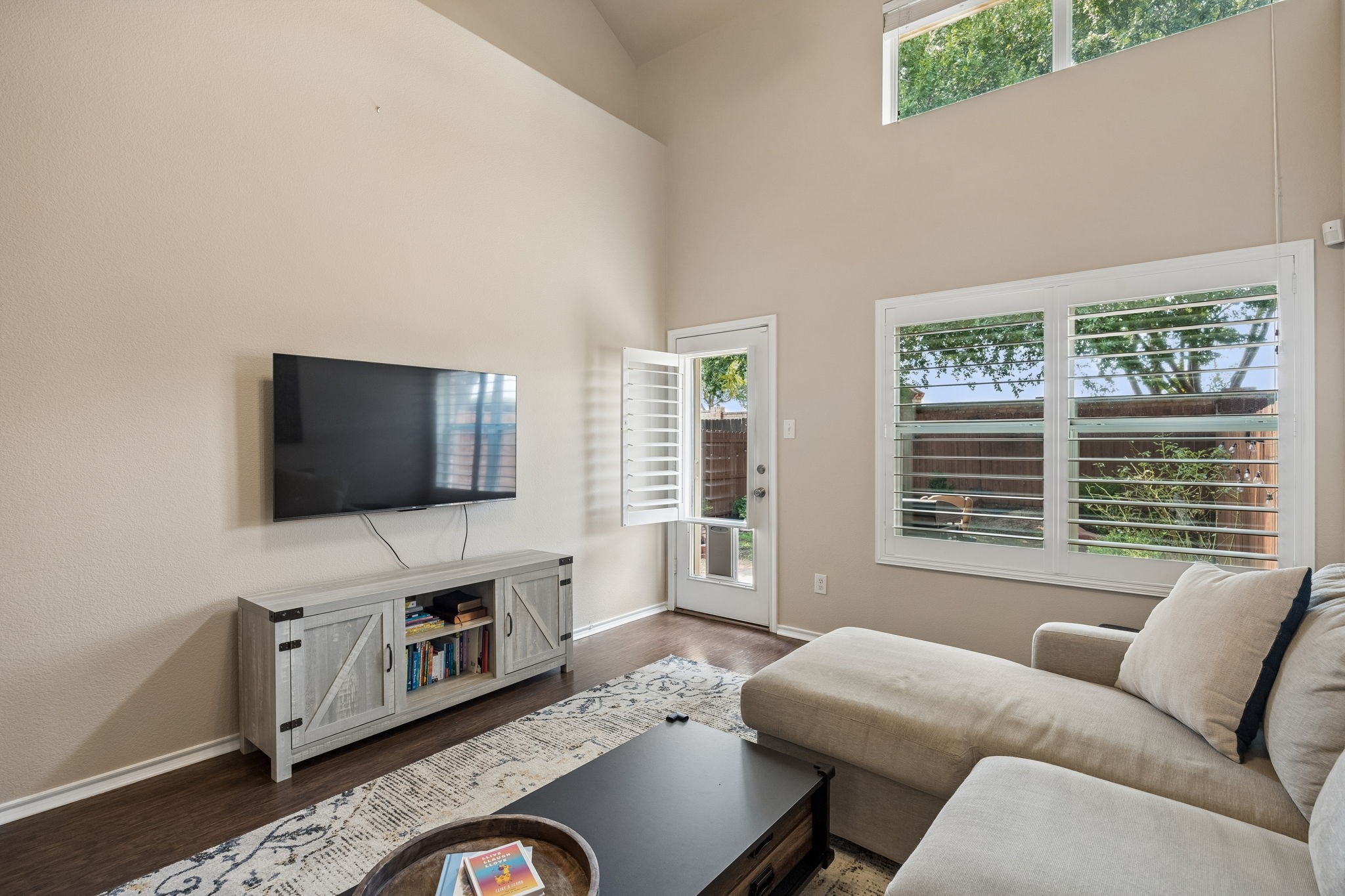 5351 Crimson Oaks Drive