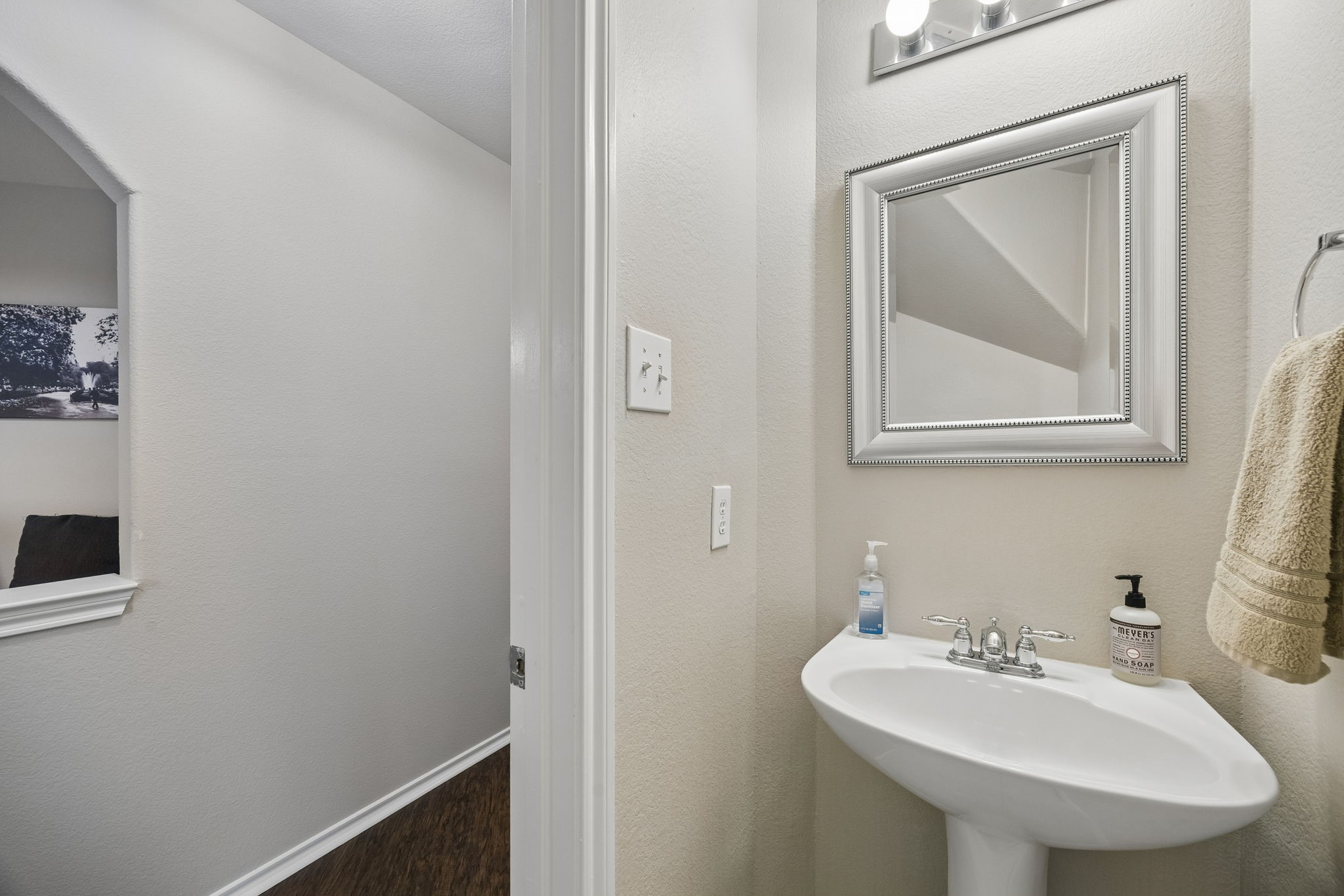 5351 Crimson Oaks Drive