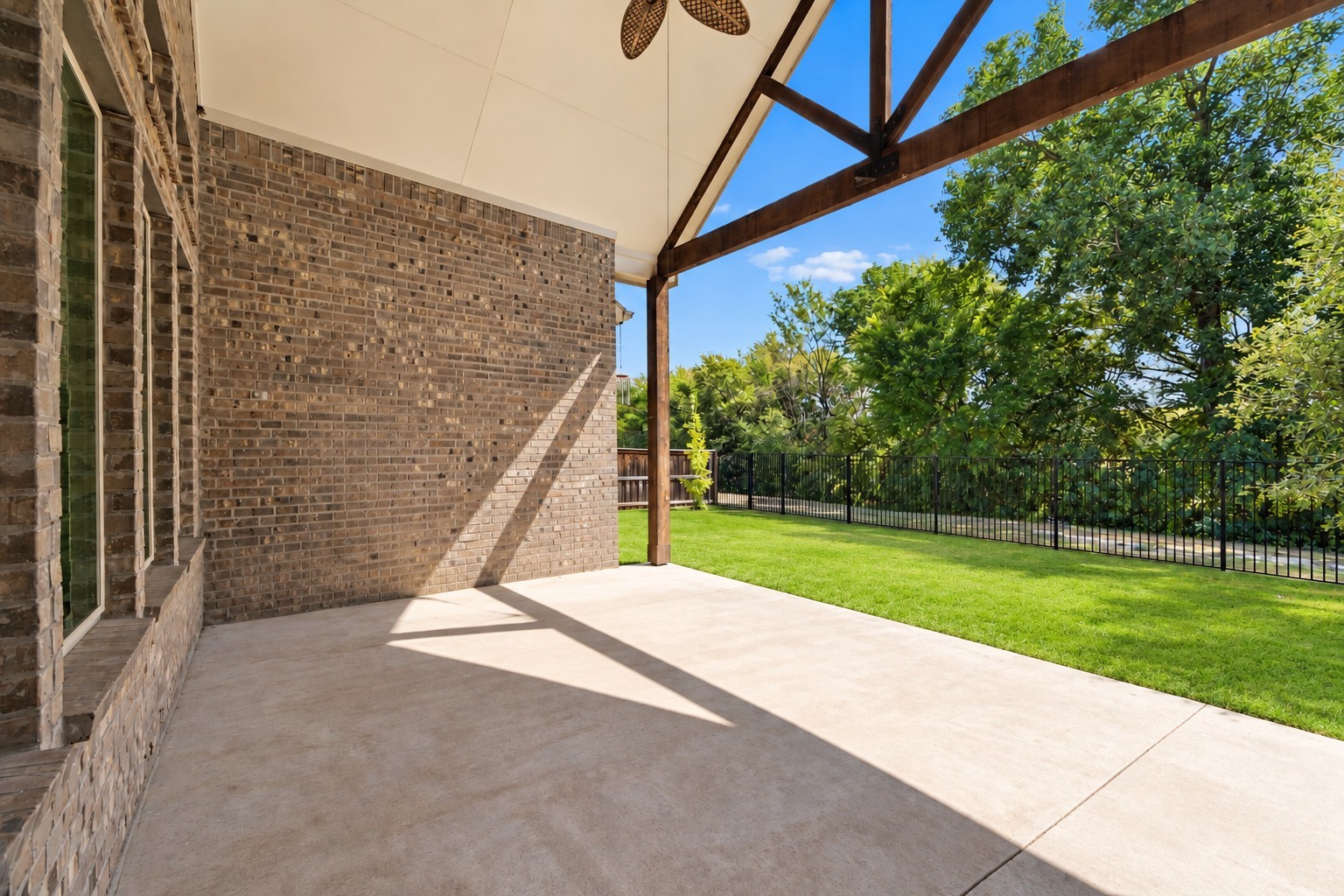 7320 River Park Drive