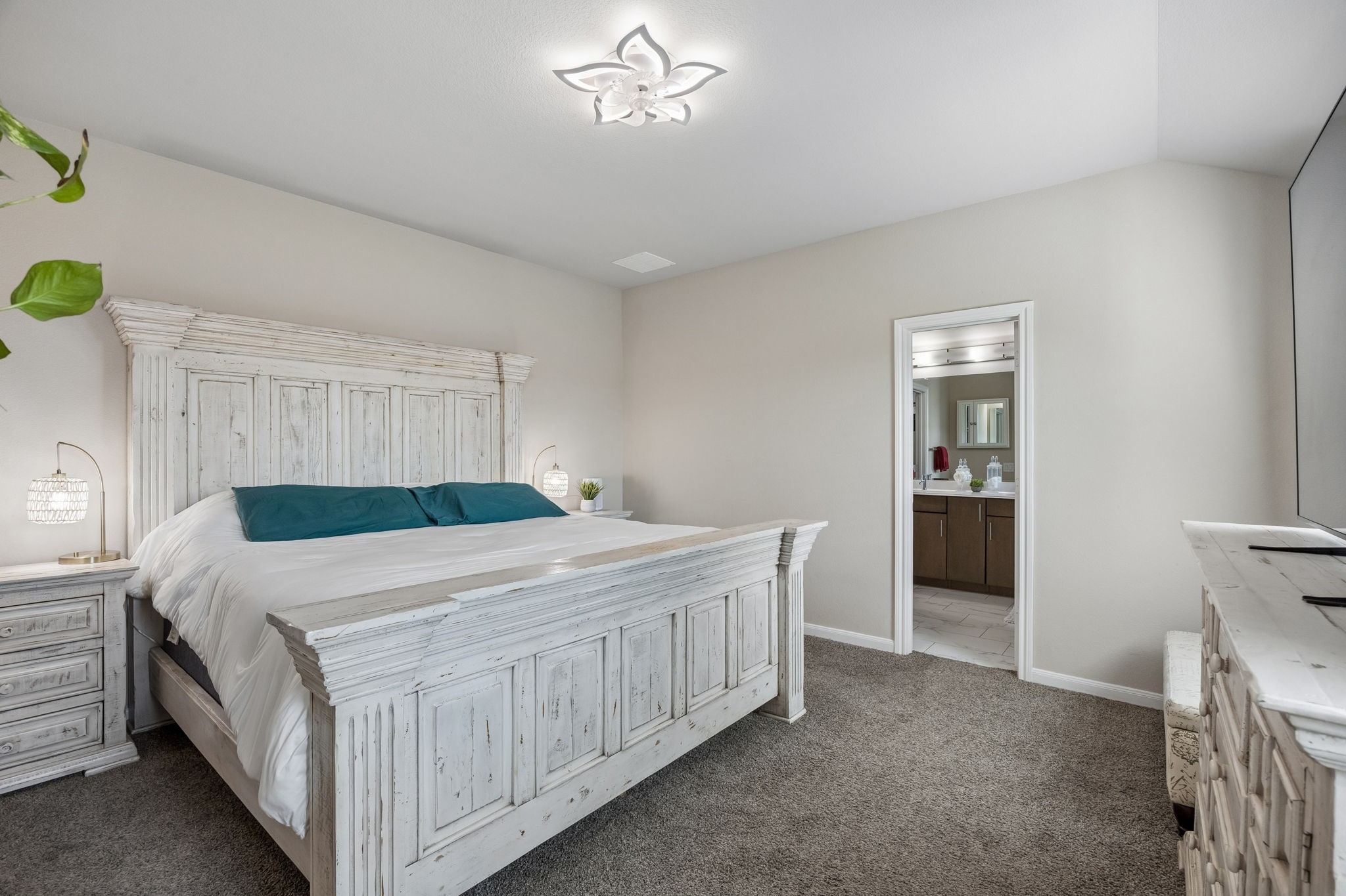 836 Foxtail Bend
