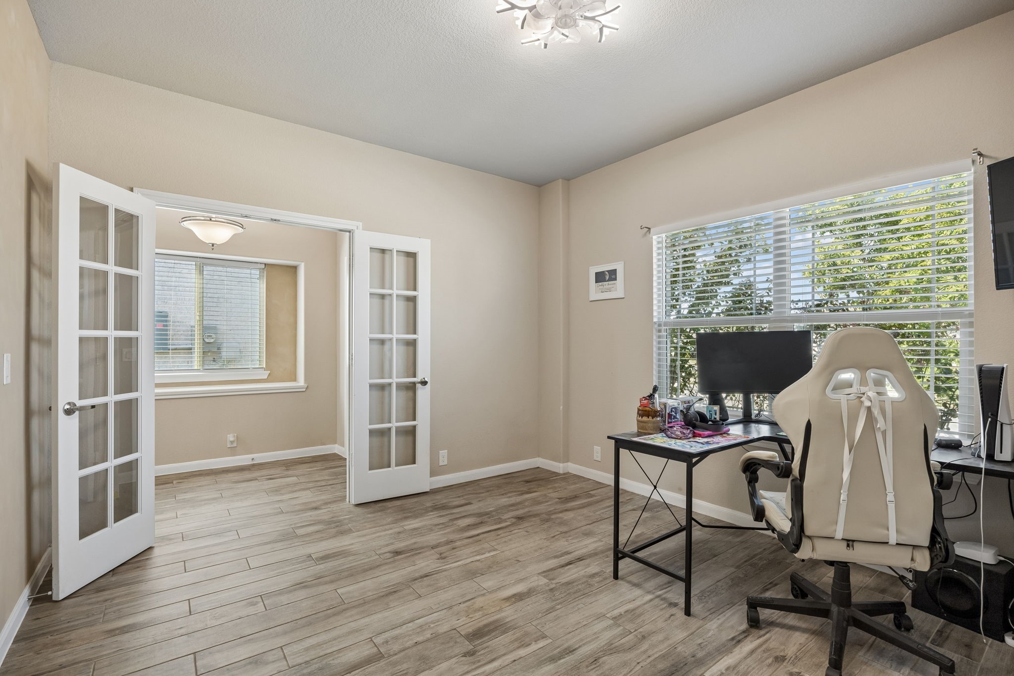 836 Foxtail Bend