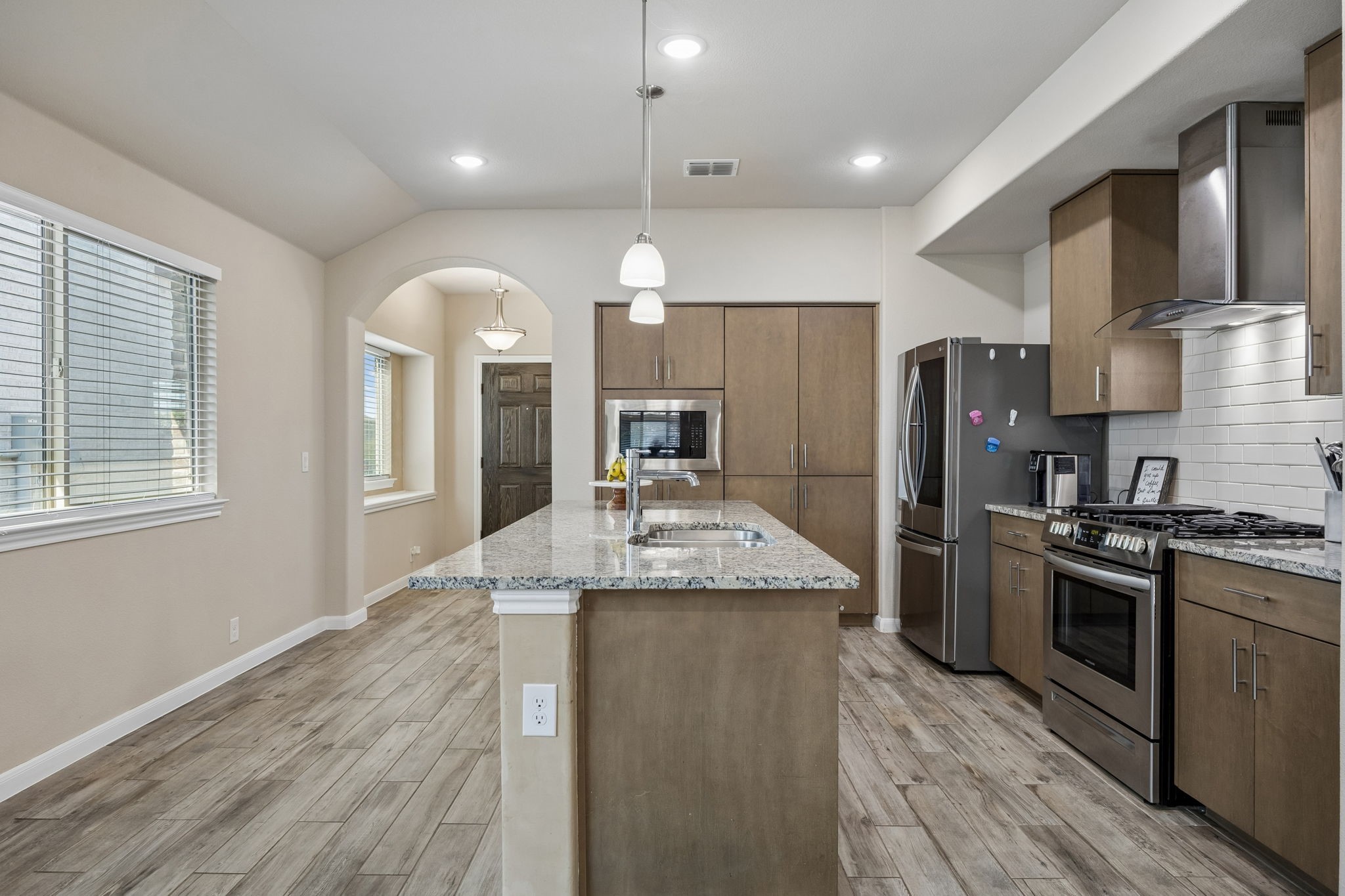 836 Foxtail Bend