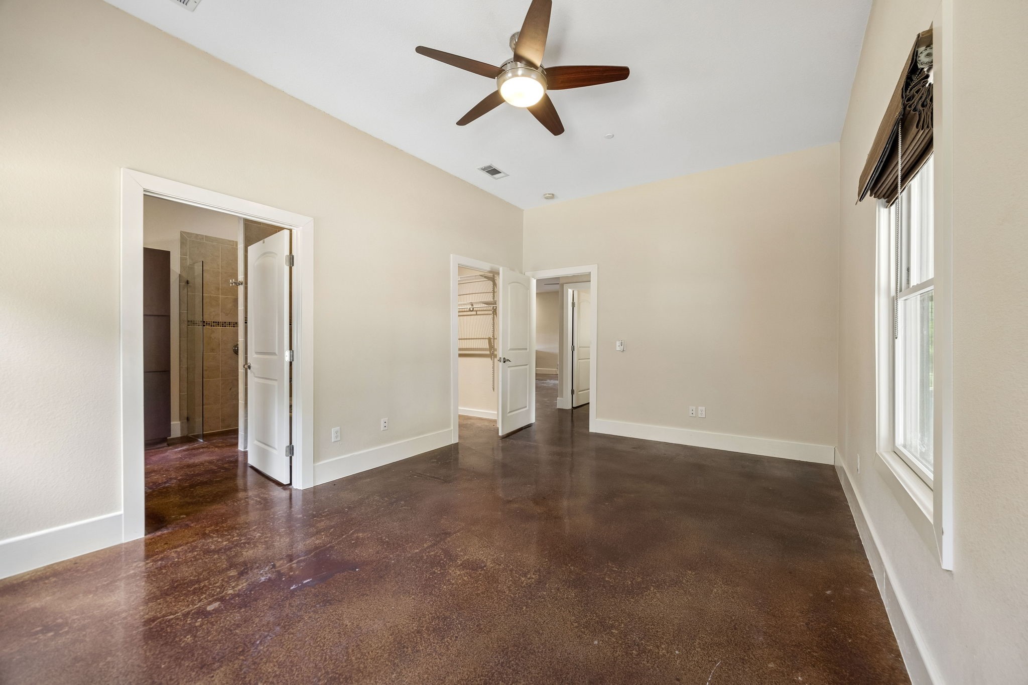 1540 Ford Lane
