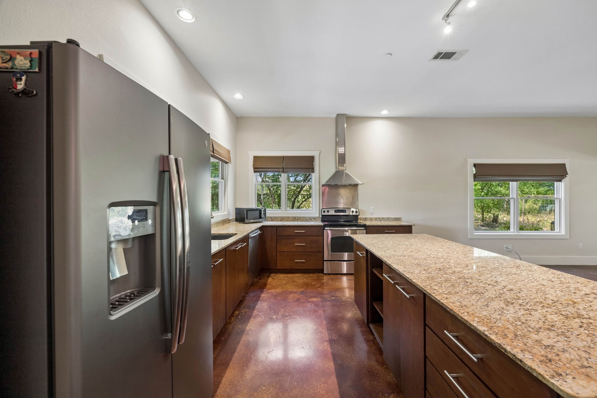 1540 Ford Lane