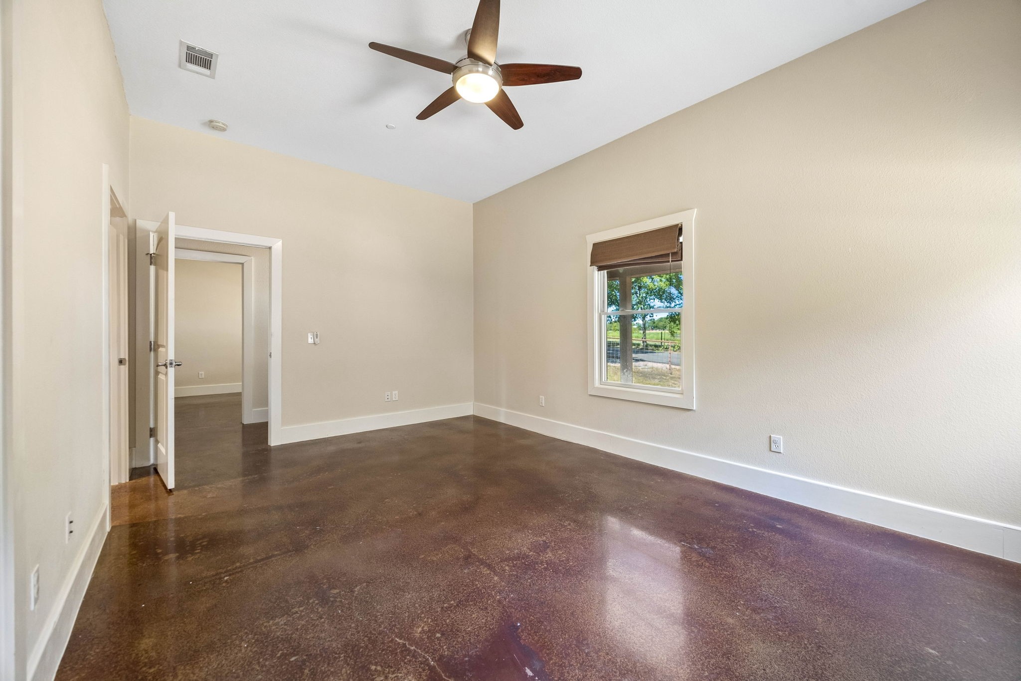 1540 Ford Lane