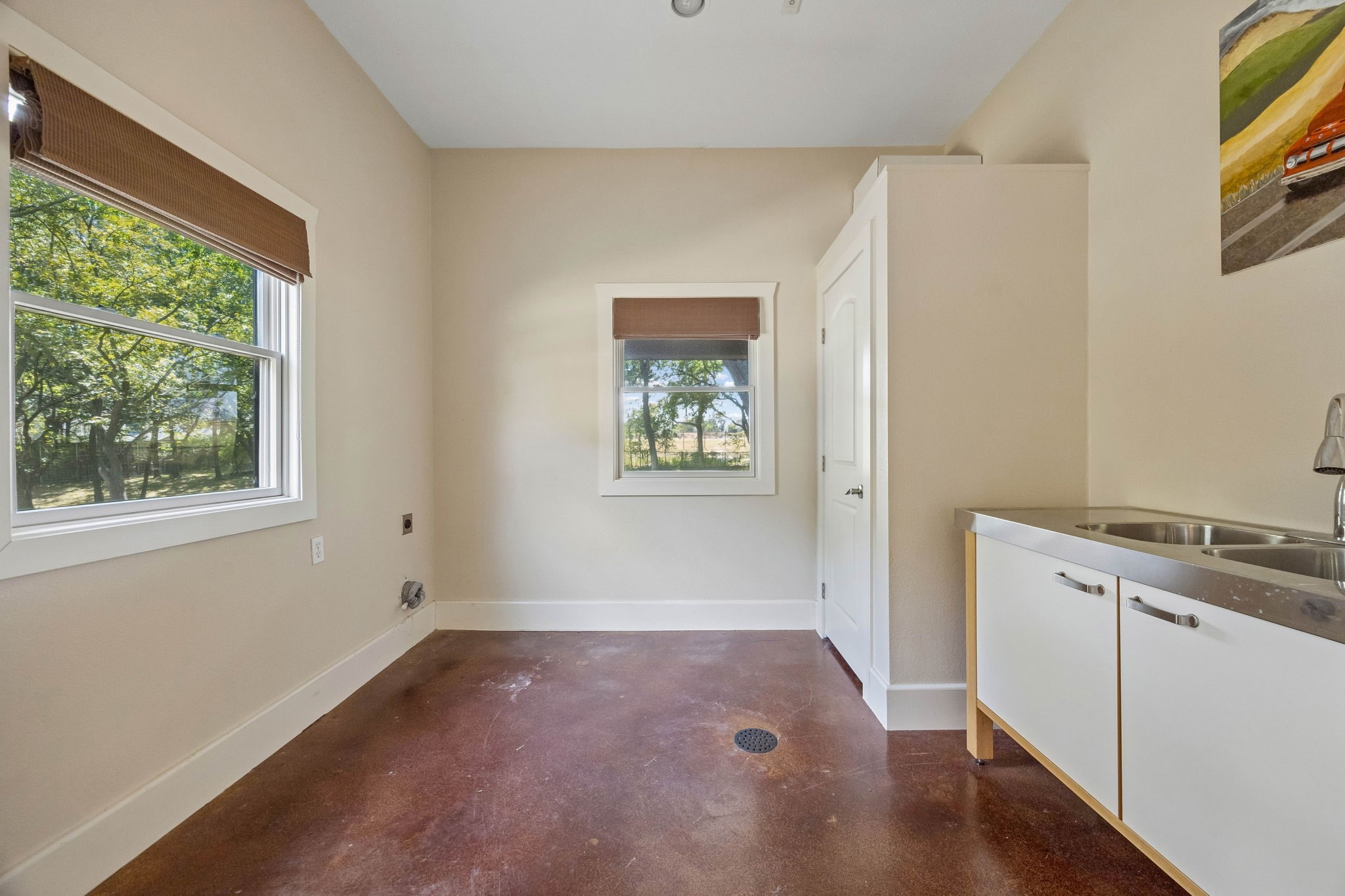 1540 Ford Lane