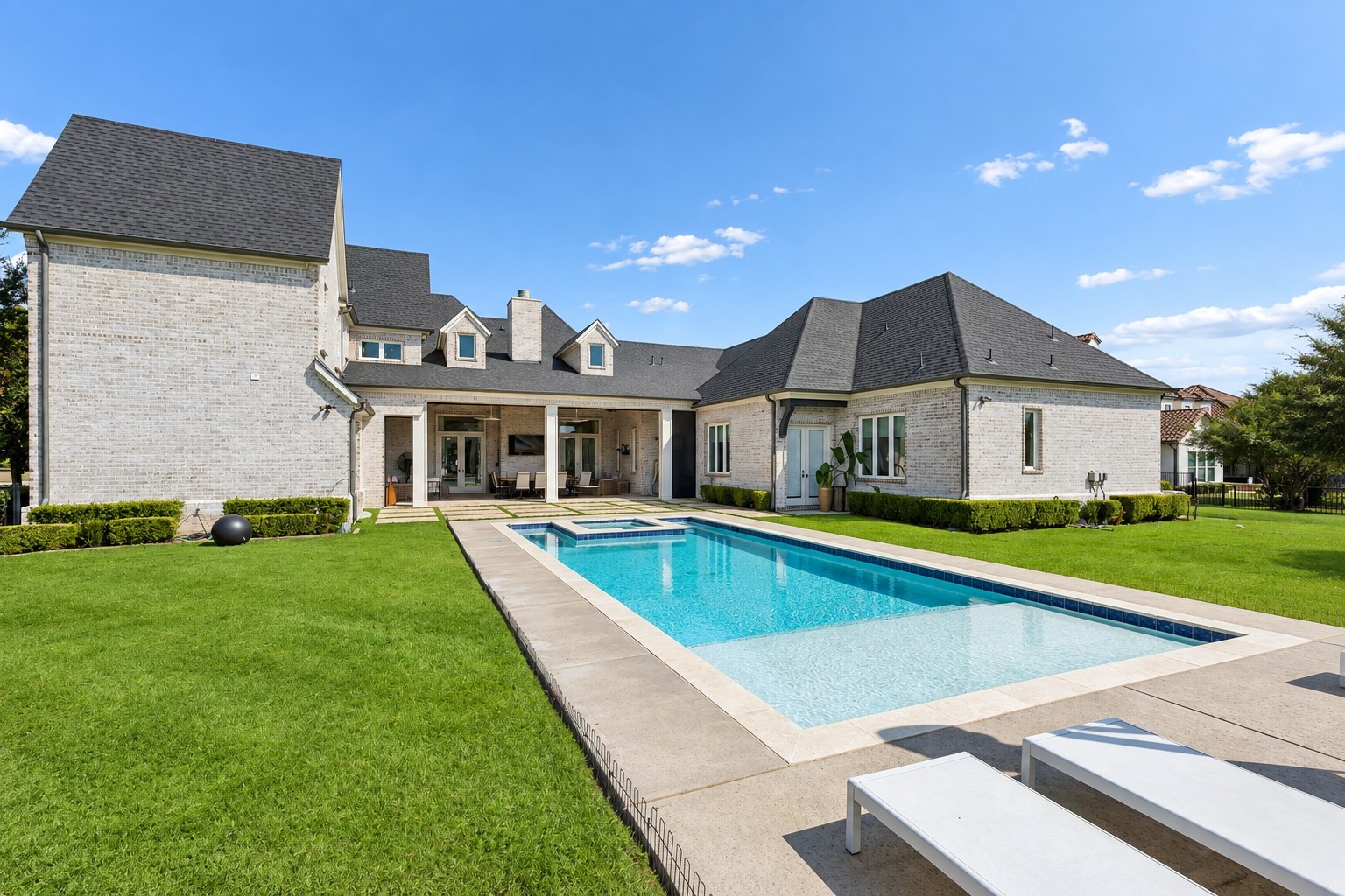 917 Tranquility Drive