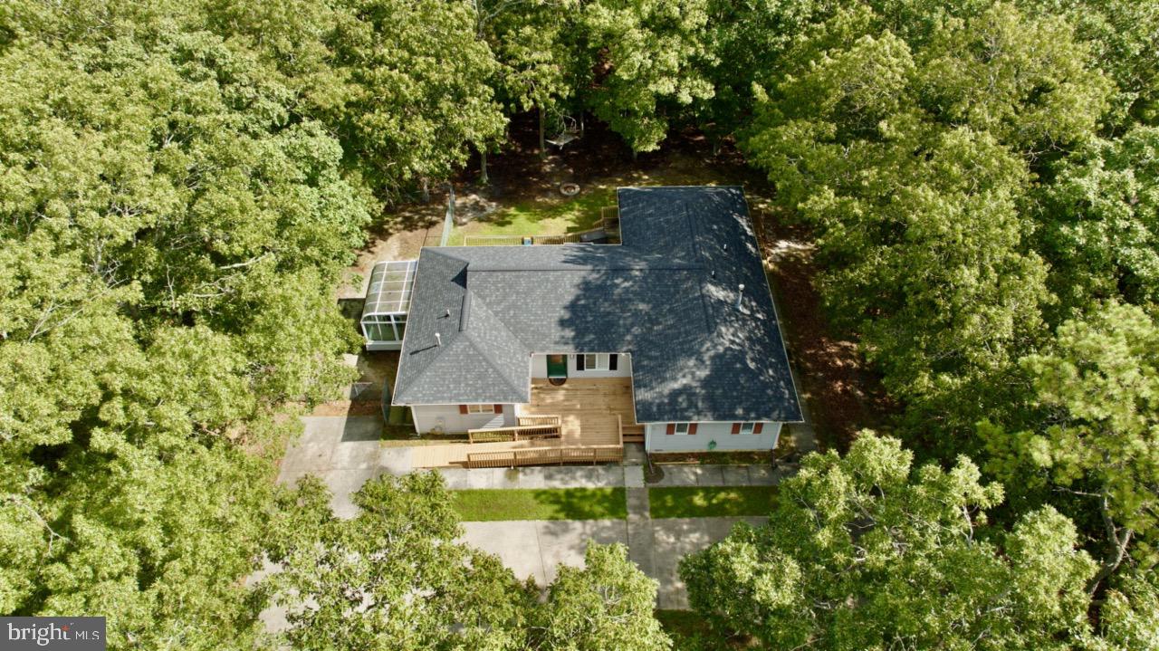 561 E Jimmie Leeds Rd