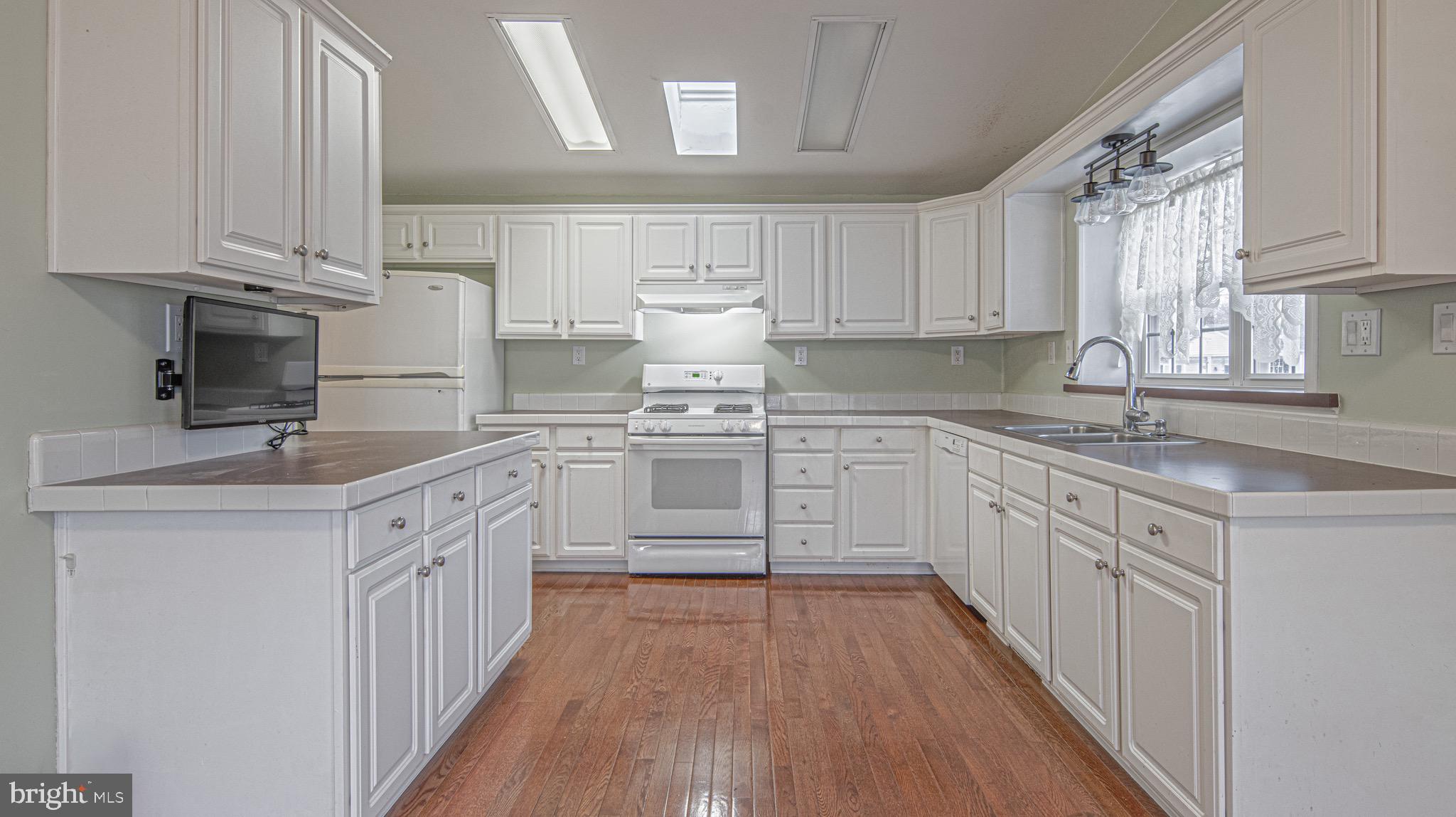 37 Baltusrol Rd
