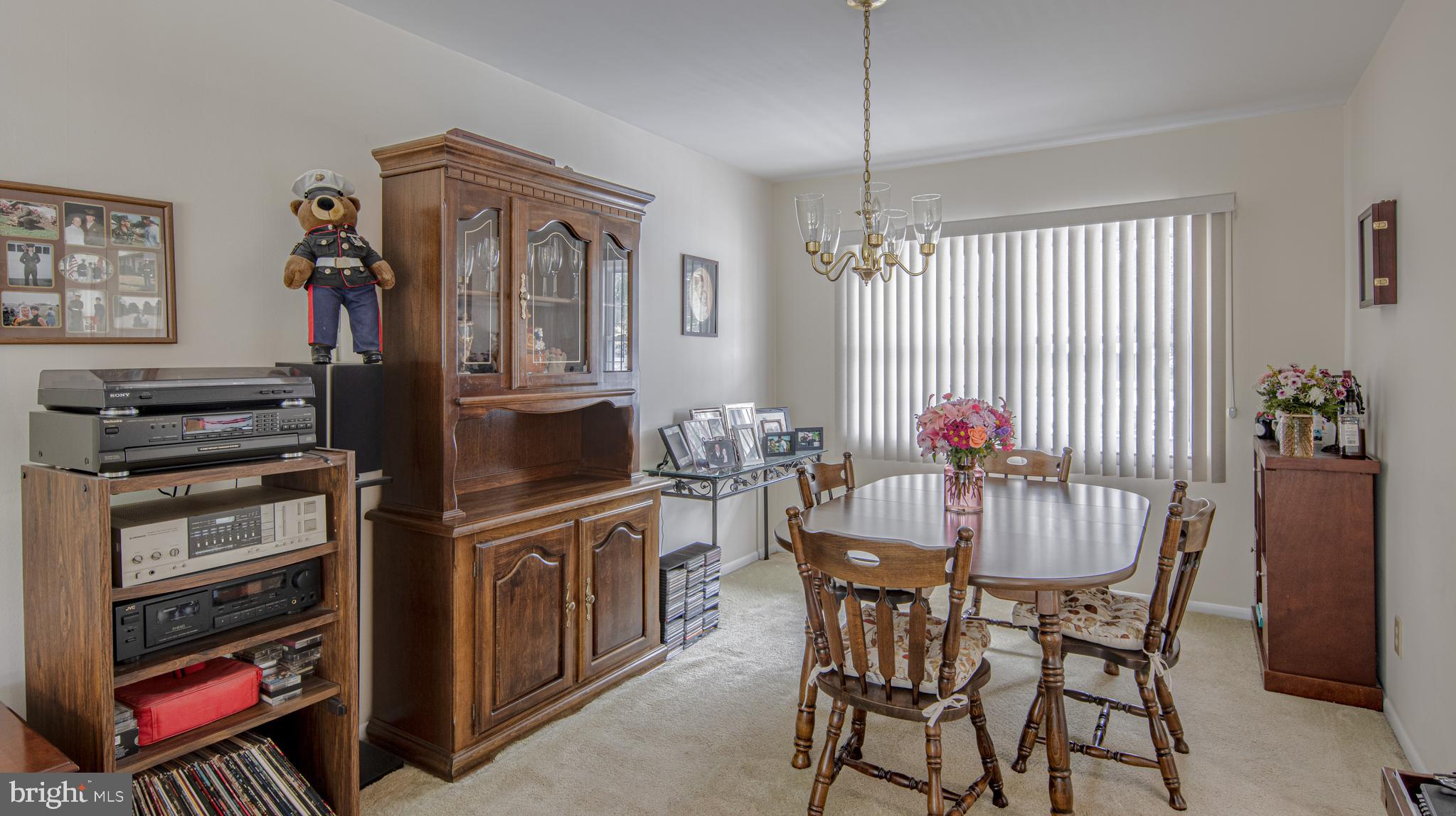 35 Greentree Rd