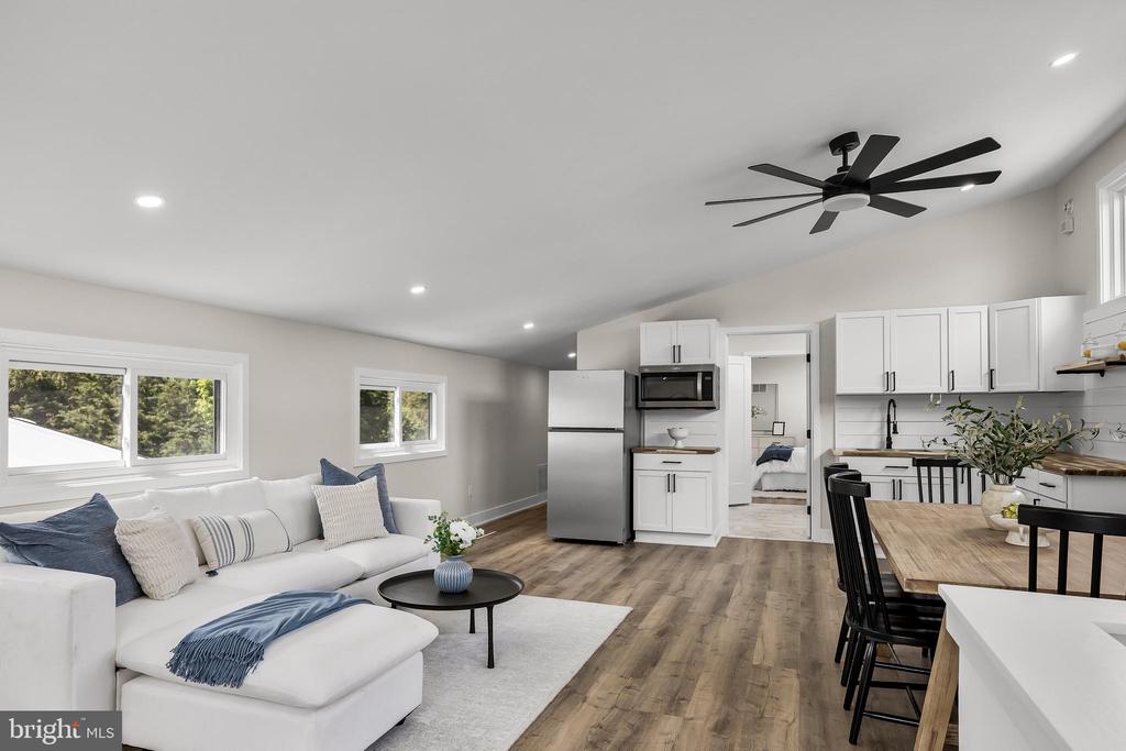 3 HOPEWELL AVENUE