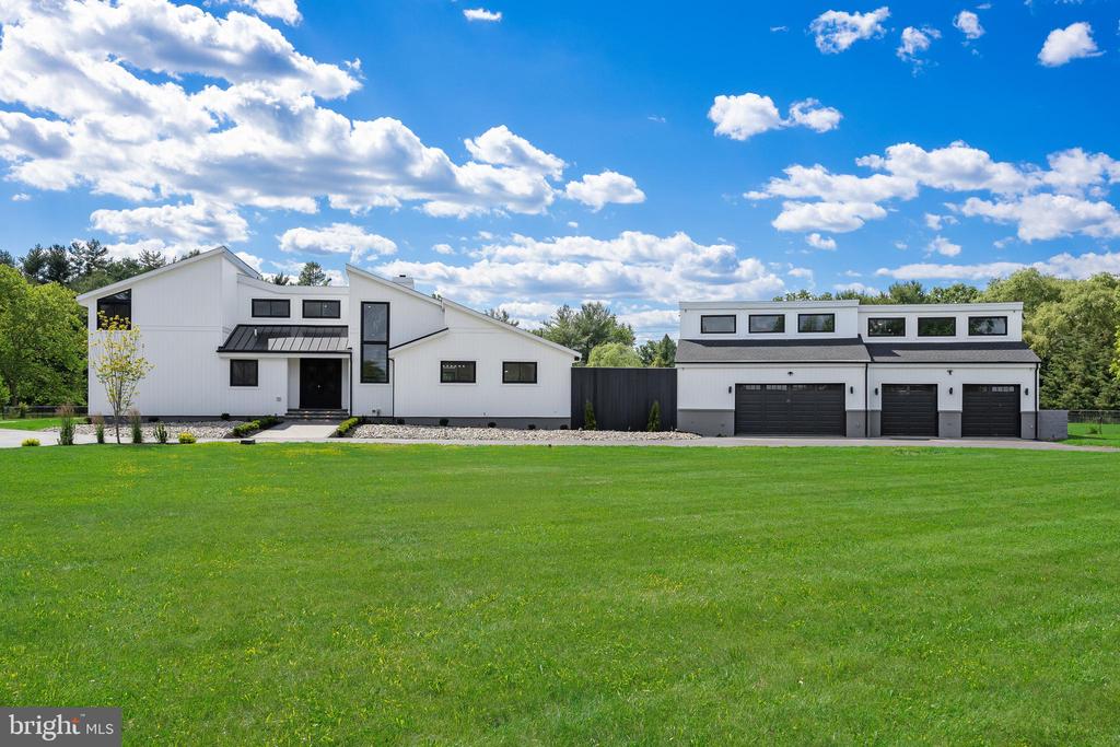 3 HOPEWELL AVENUE