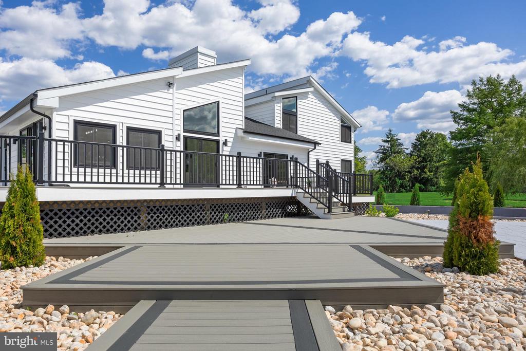 3 HOPEWELL AVENUE