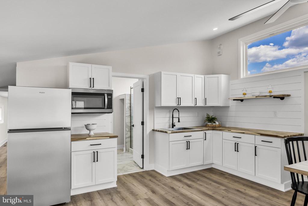 3 HOPEWELL AVENUE
