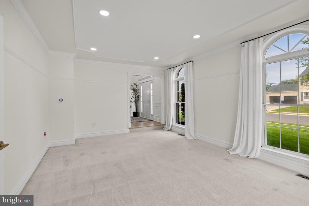 35 PARRY DRIVE