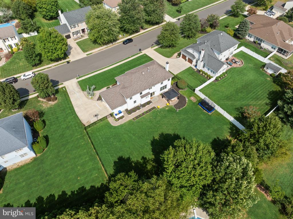35 PARRY DRIVE