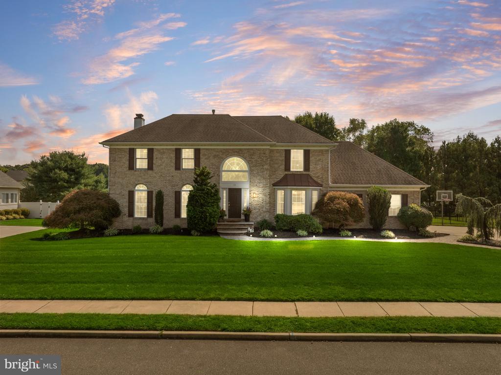 35 PARRY DRIVE