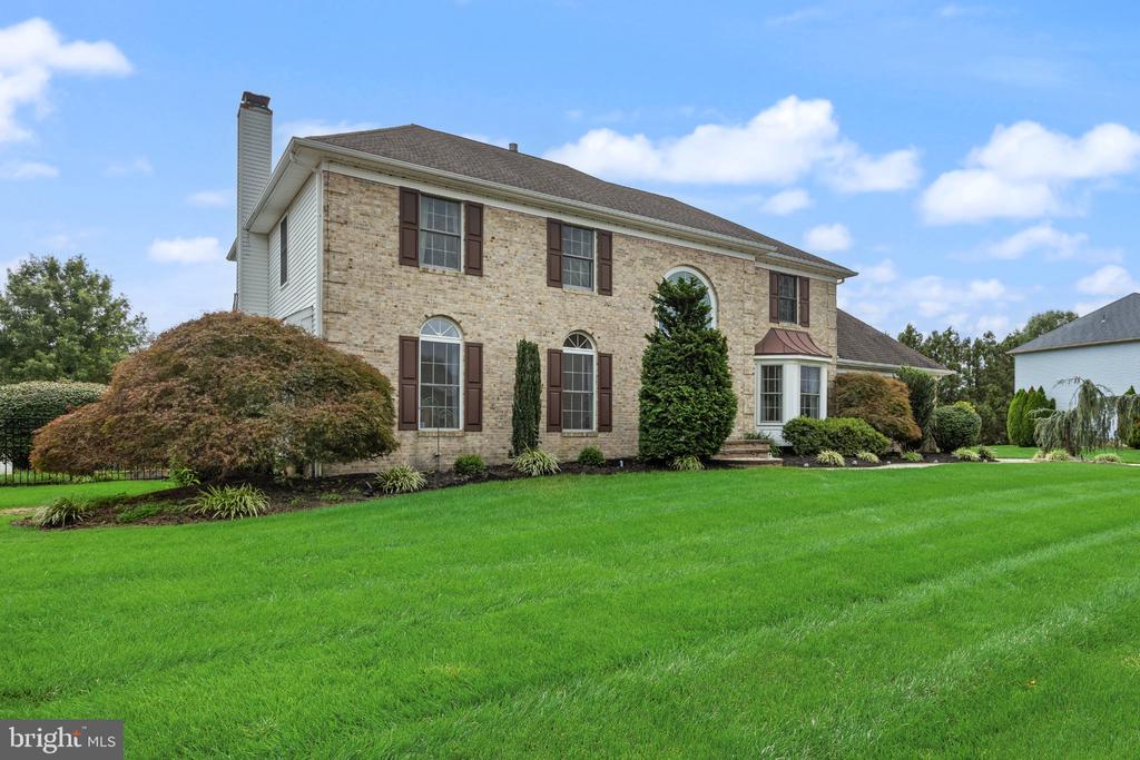 35 PARRY DRIVE