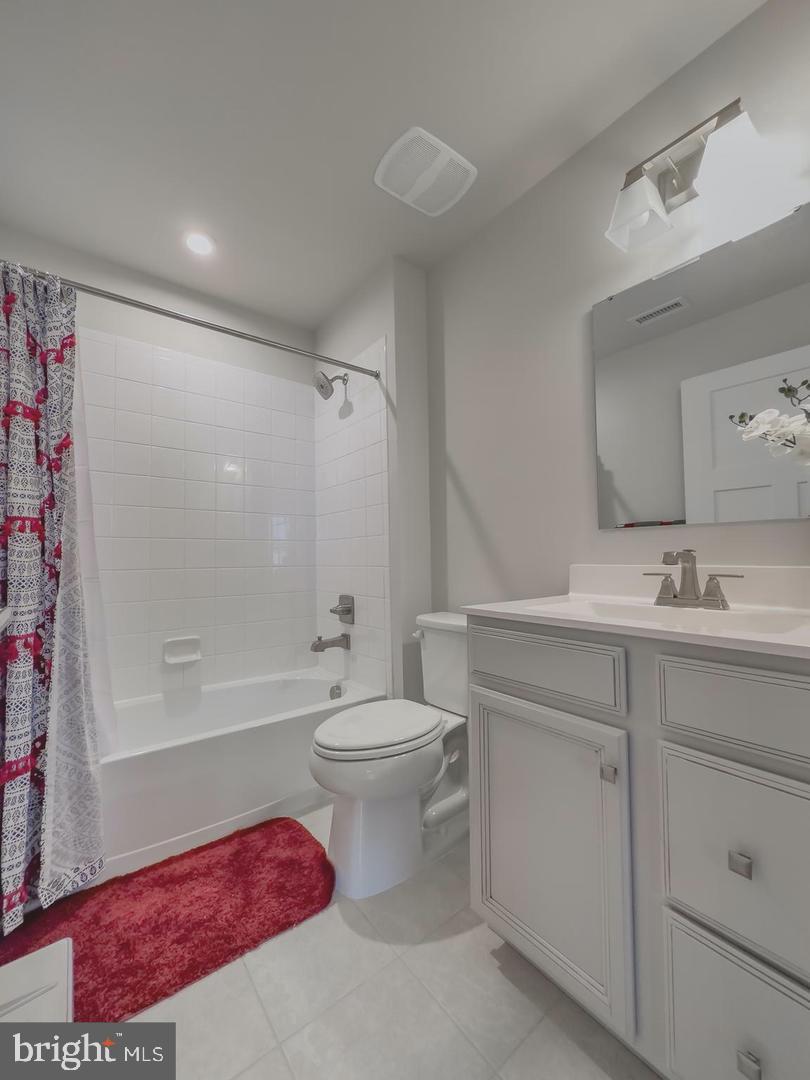 18 Bustleton