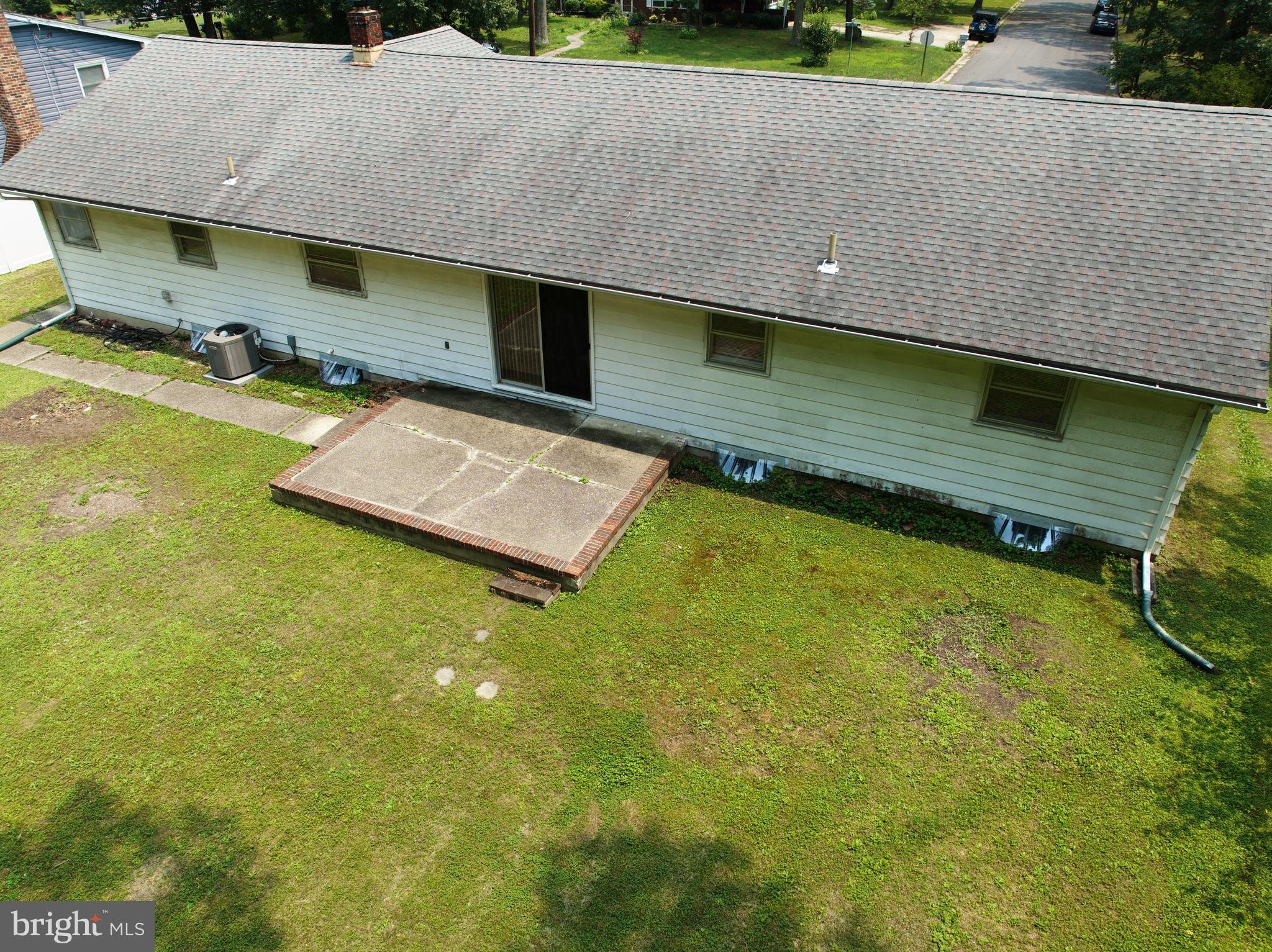 1176 Paterson Dr