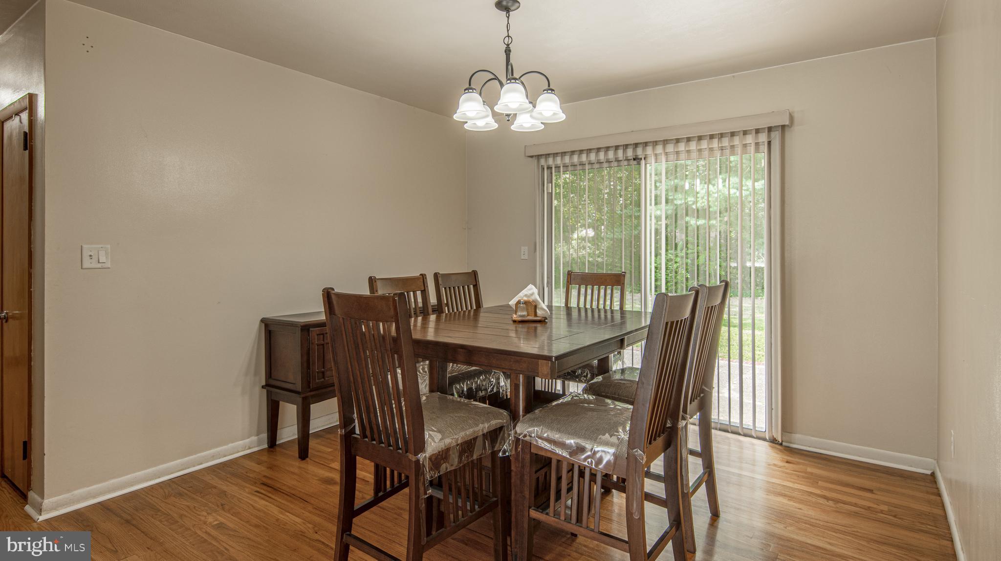 1176 Paterson Dr