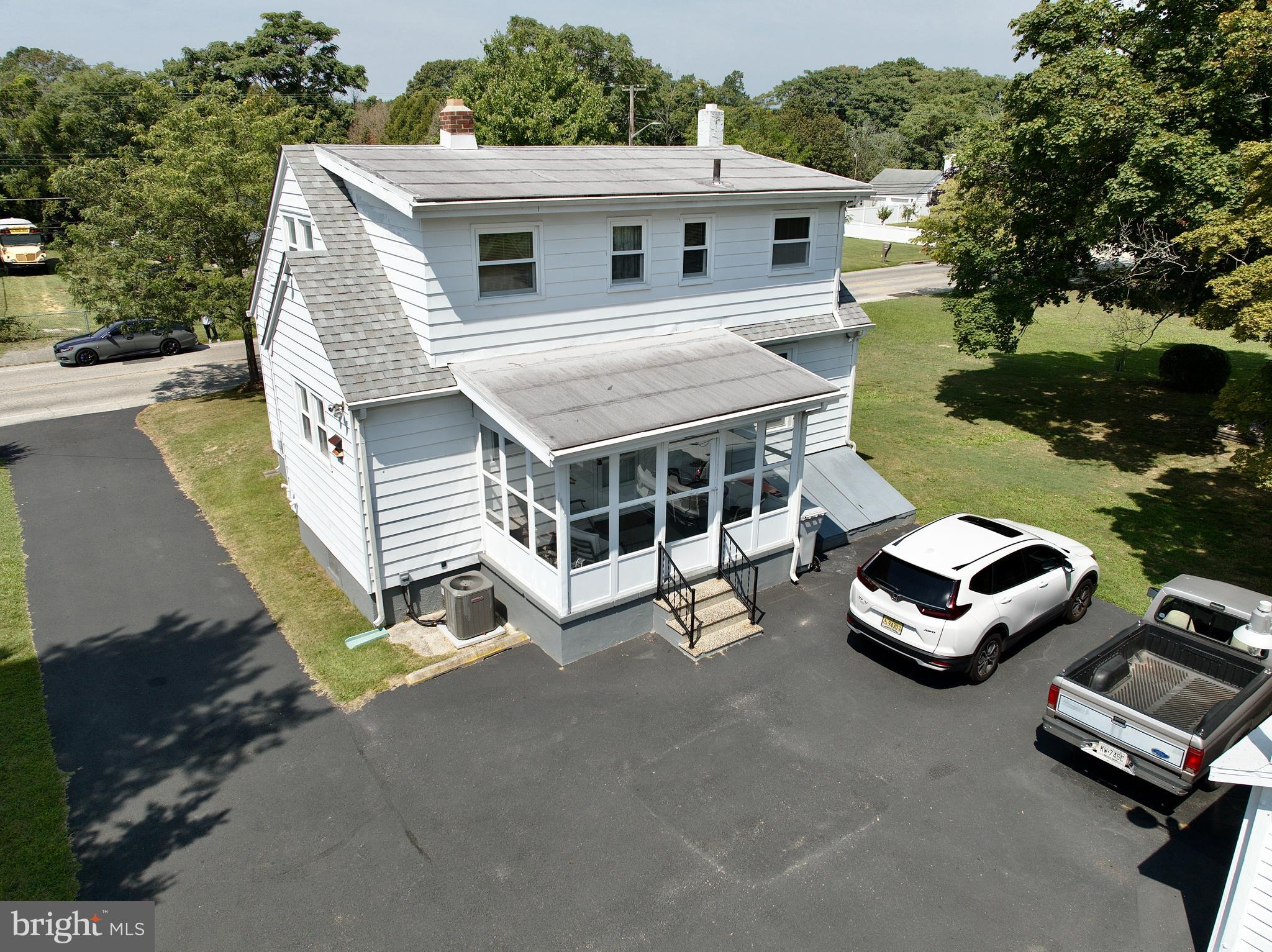 721 S West Ave