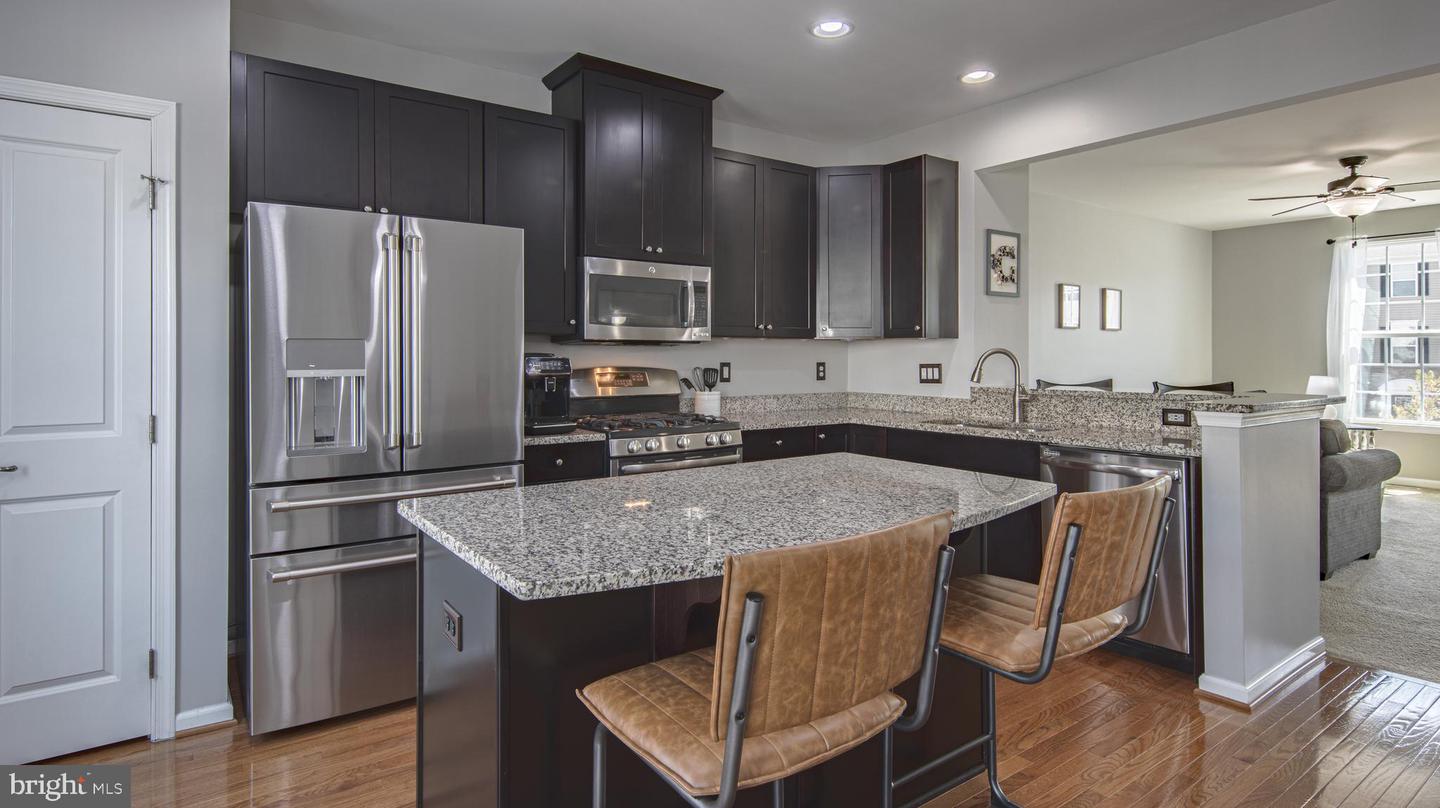 147 Village Green Ln