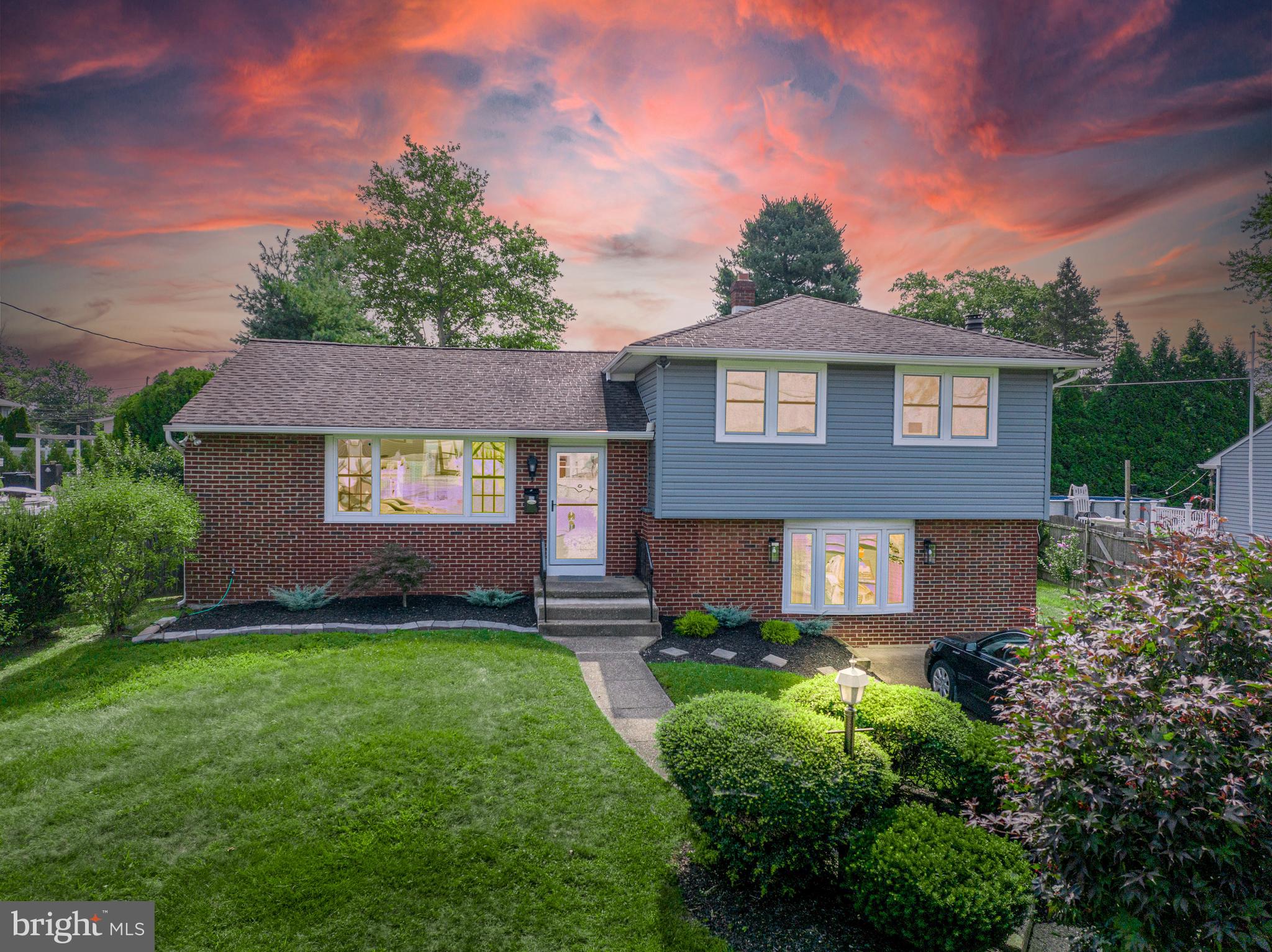 112 E Valleybrook Rd
