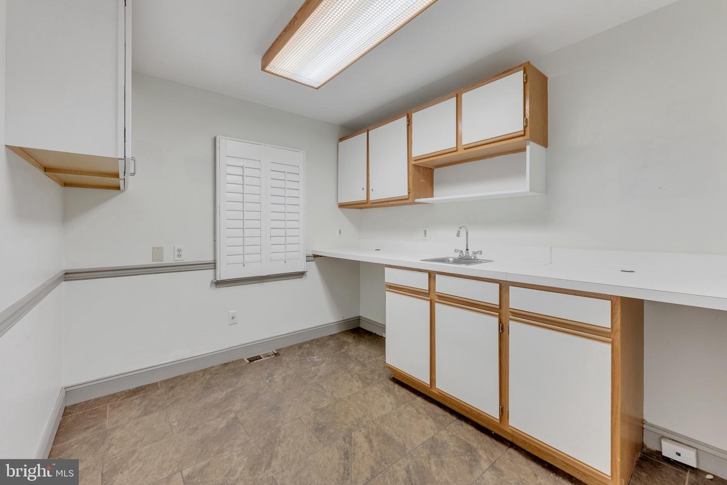 318 White Horse Pike