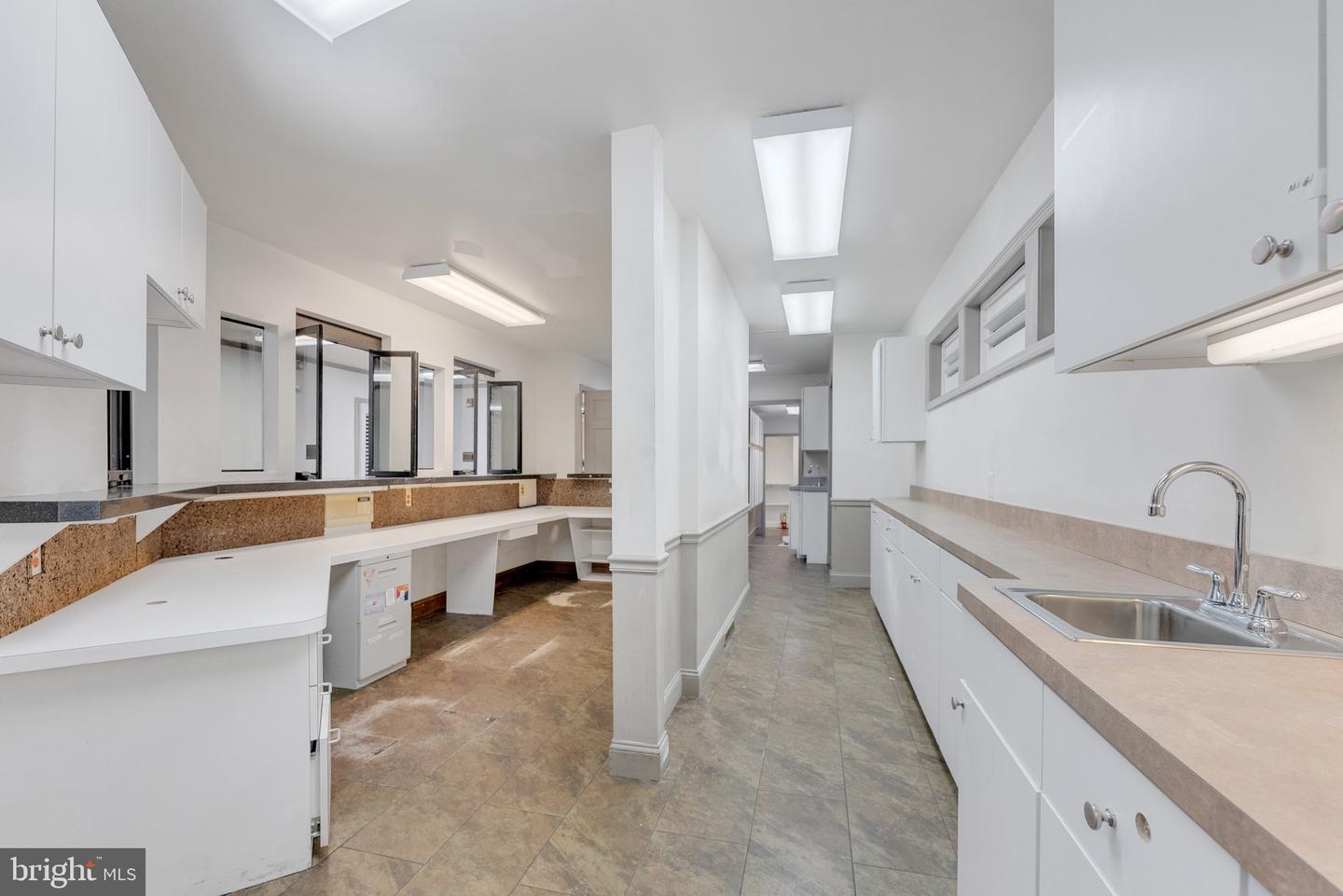 318 White Horse Pike