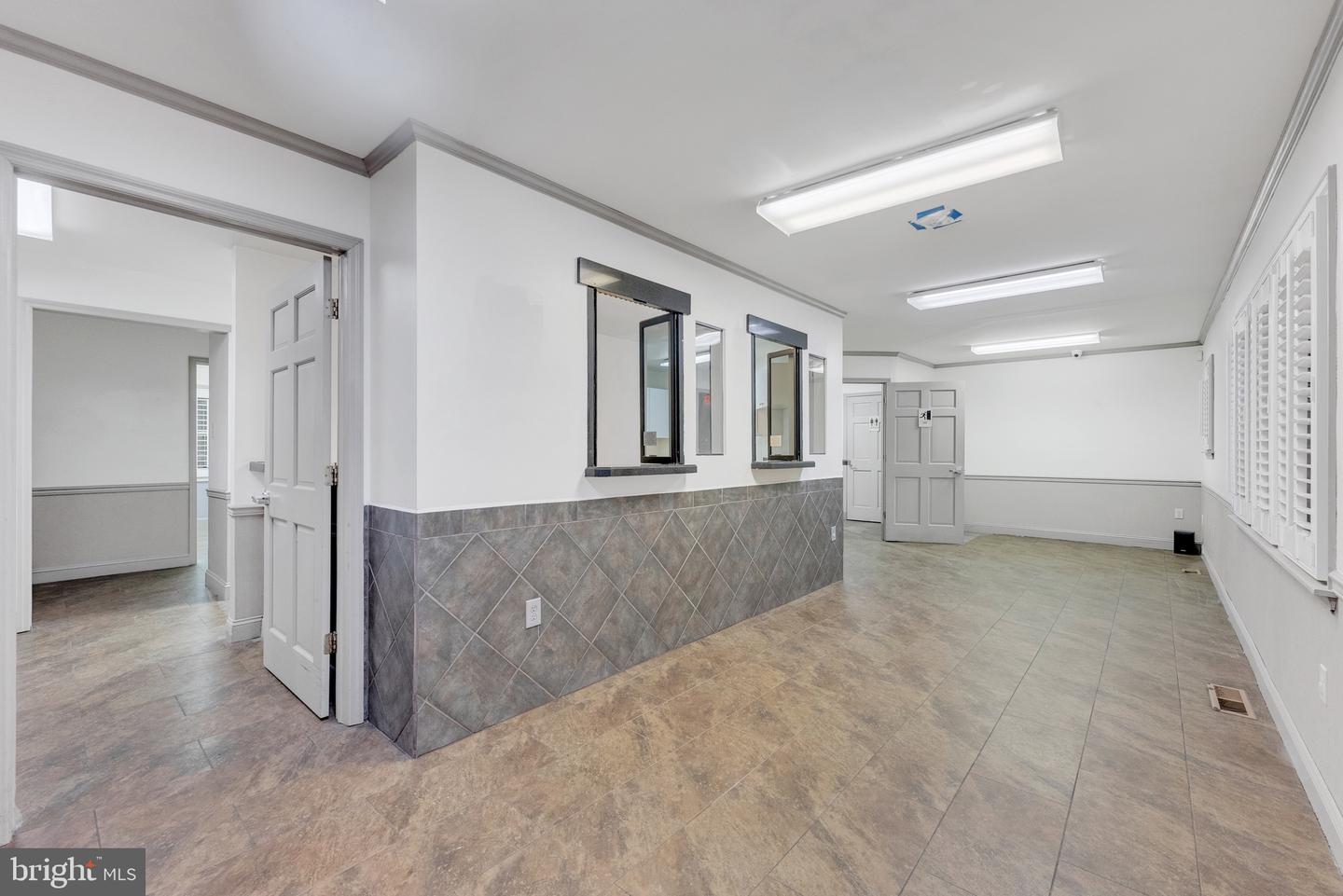 318 White Horse Pike