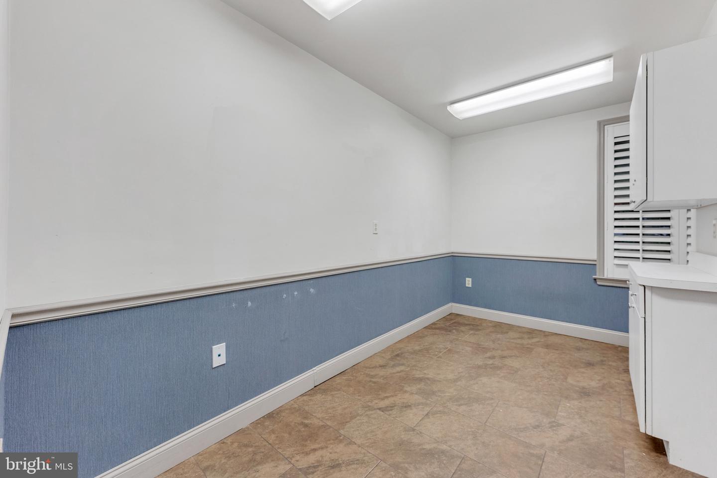 318 White Horse Pike